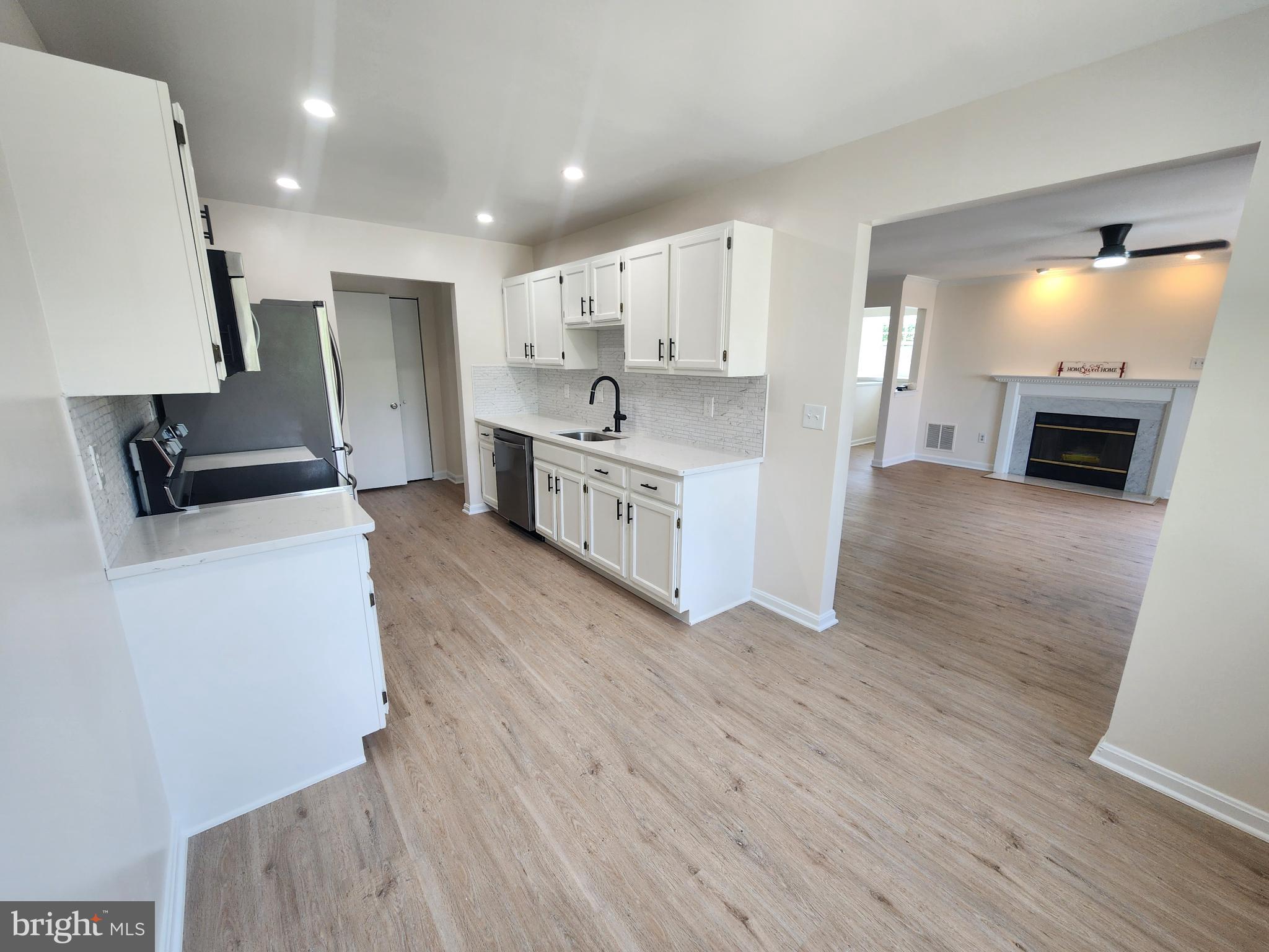 FOX RIDGE - Residential