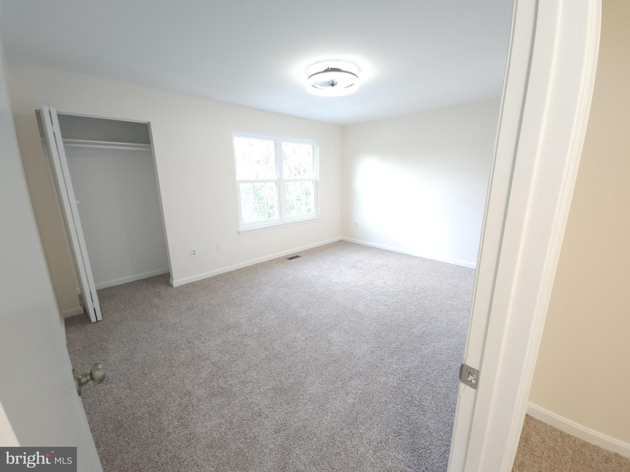 FOX RIDGE - Residential