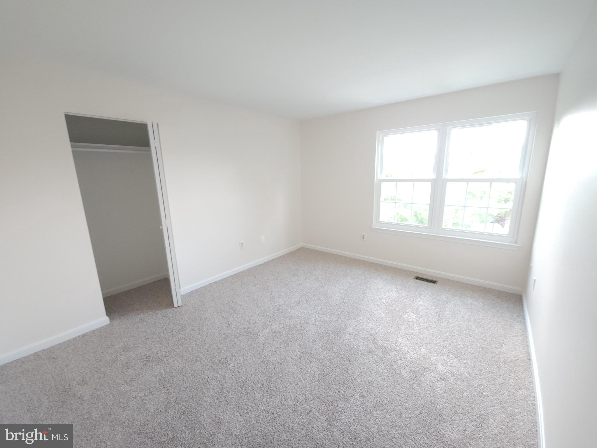 FOX RIDGE - Residential