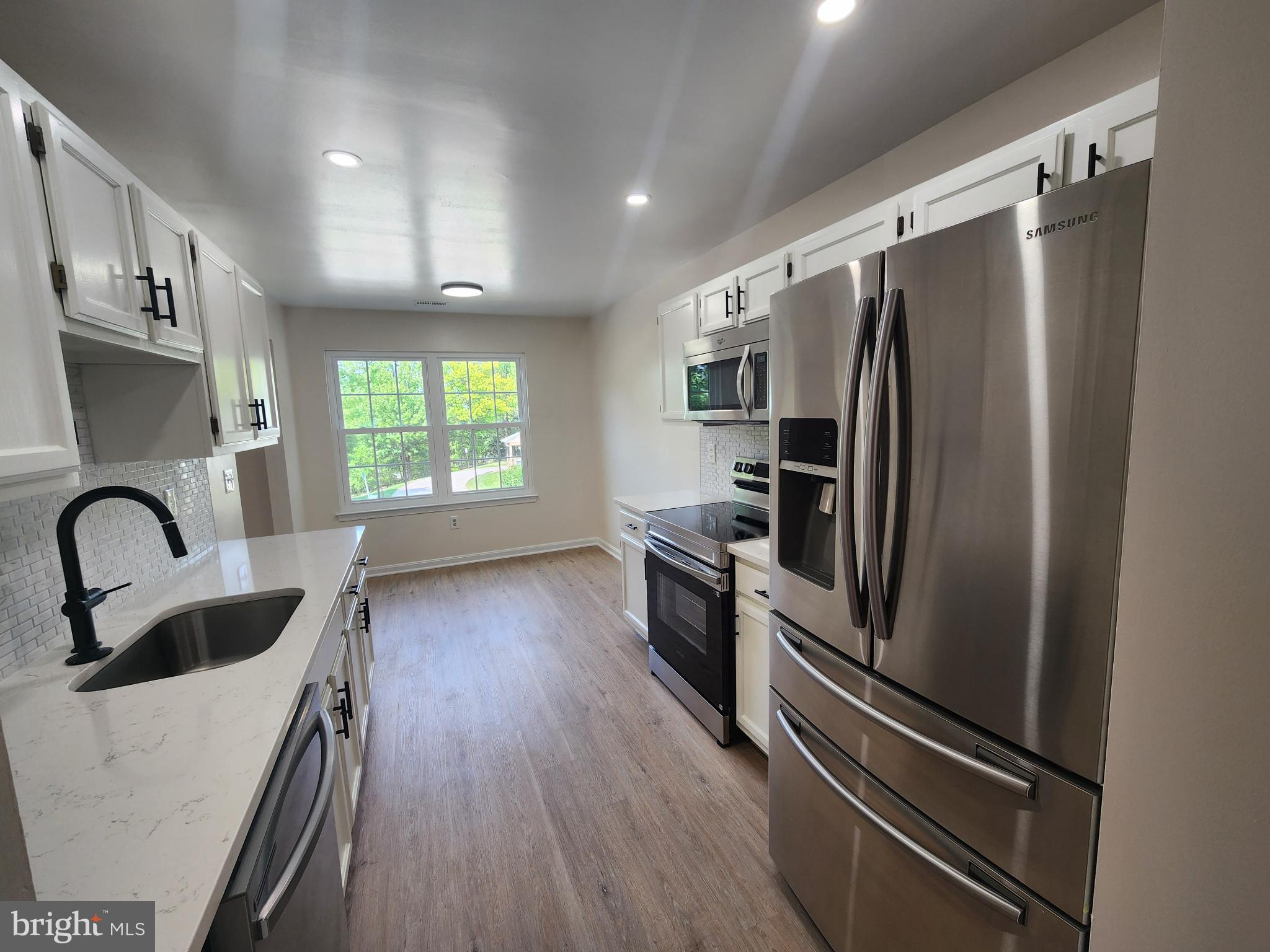 FOX RIDGE - Residential