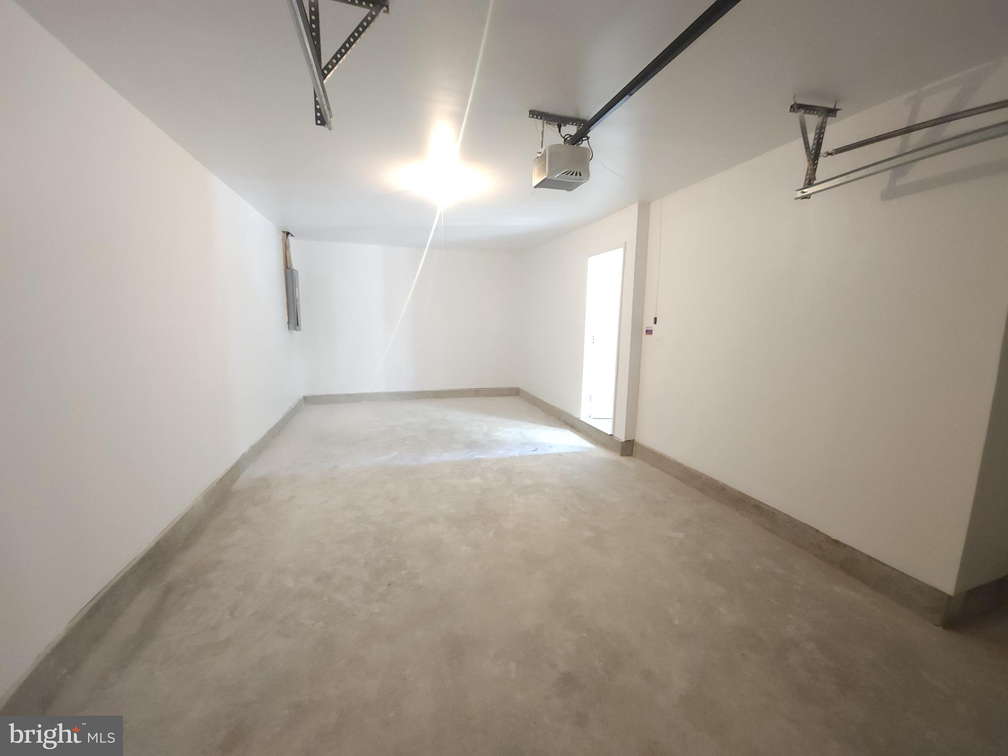 FOX RIDGE - Residential