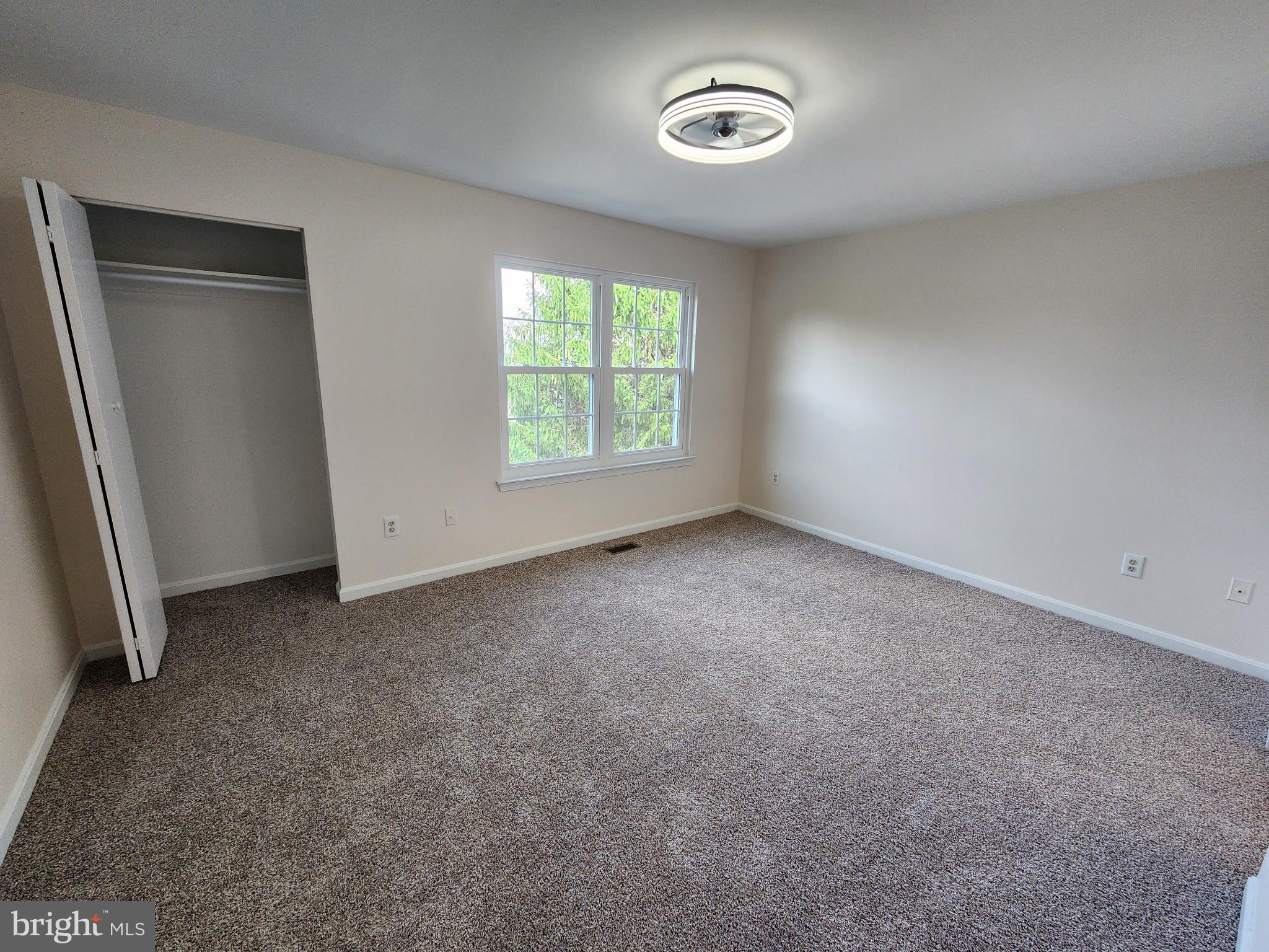 FOX RIDGE - Residential