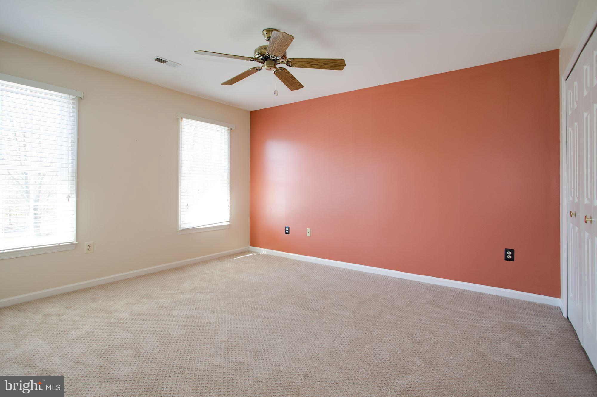 LINDSAY PARK - Residential