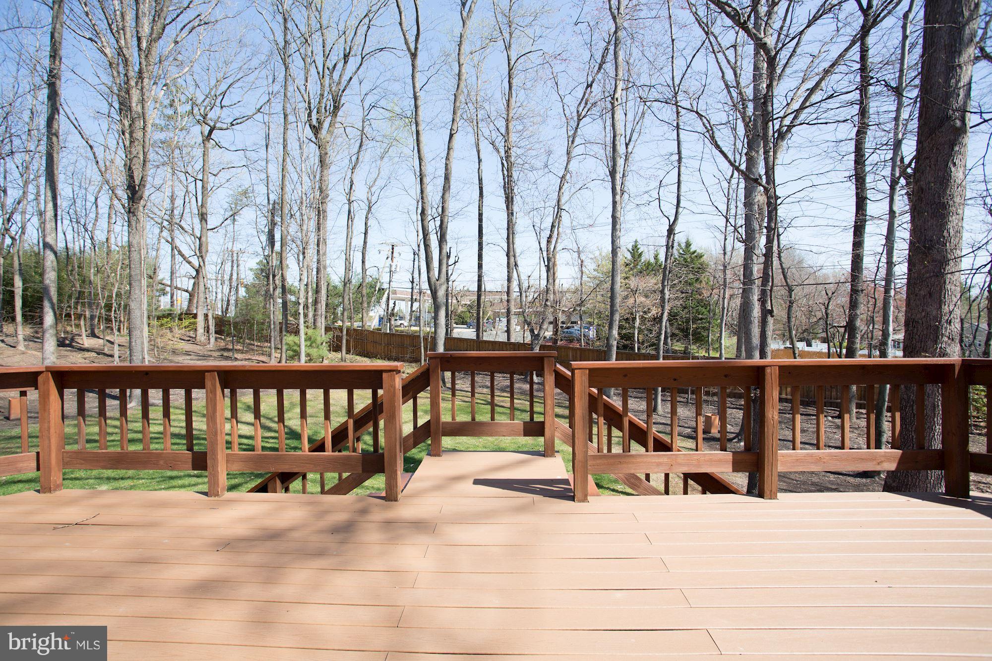 LINDSAY PARK - Residential