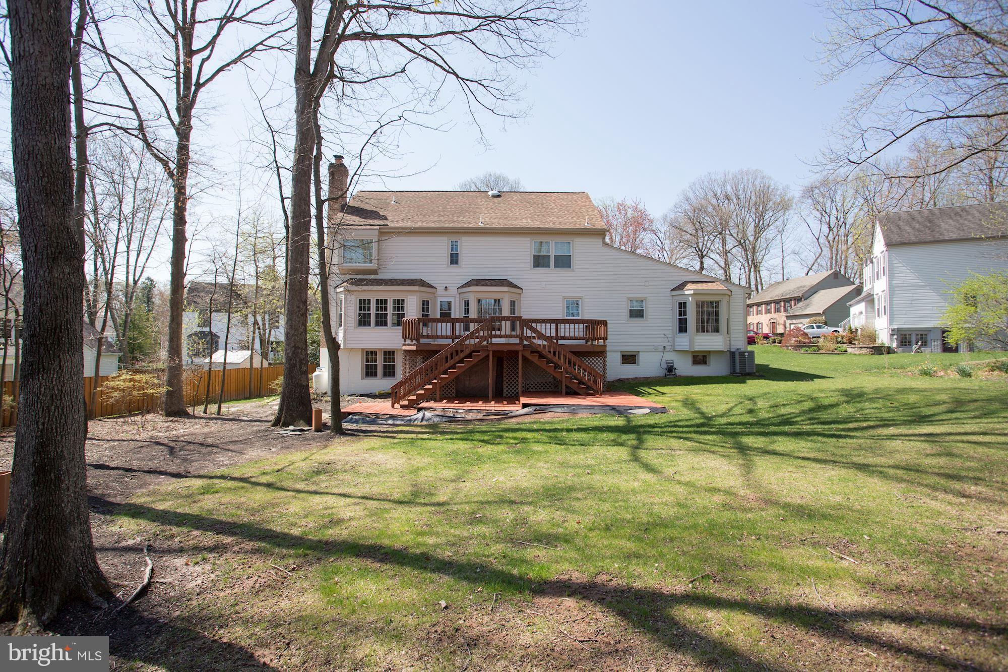 LINDSAY PARK - Residential