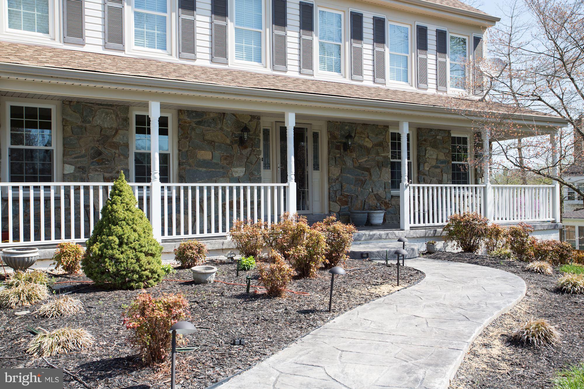 LINDSAY PARK - Residential