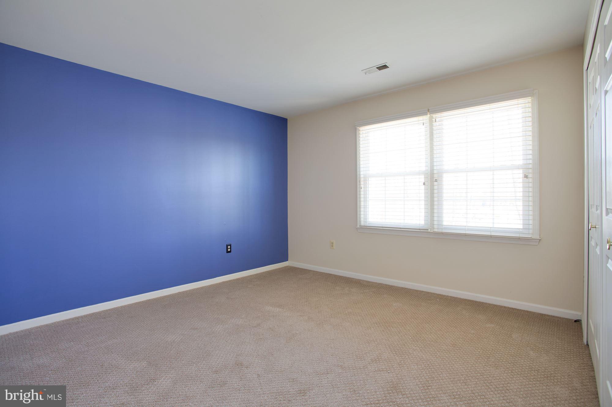 LINDSAY PARK - Residential