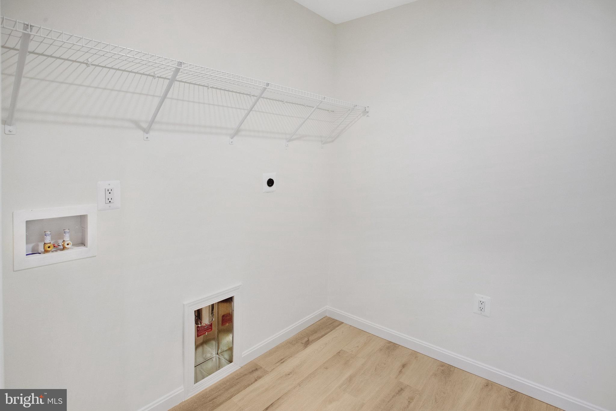 SEASONS AT ROUND MILL MEADOWS - Residential