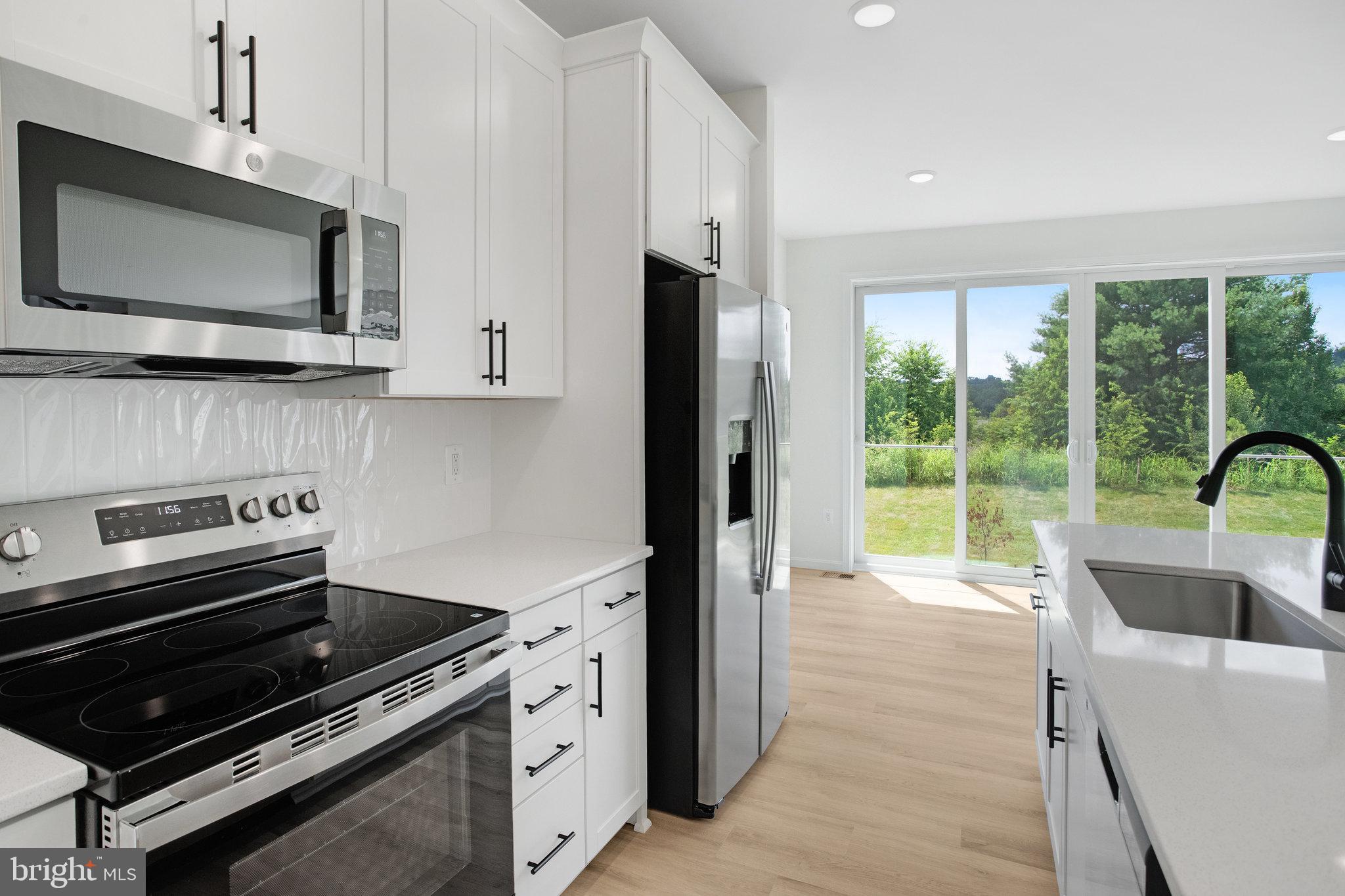 SEASONS AT ROUND MILL MEADOWS - Residential