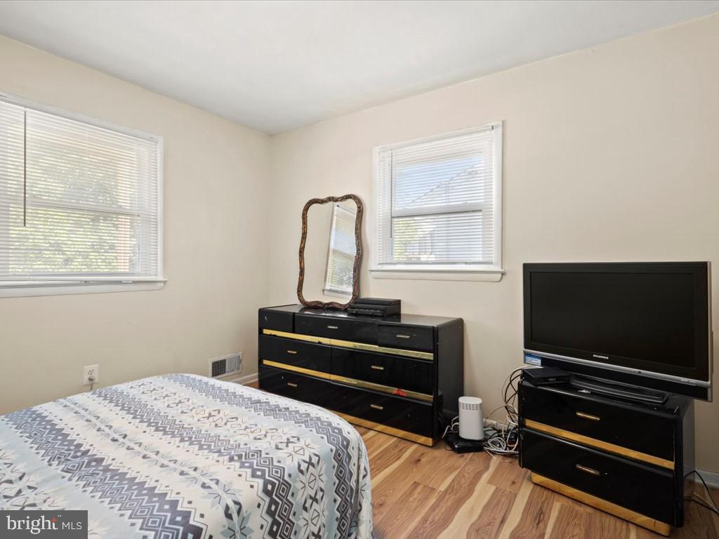 EAST COLUMBIA - Residential