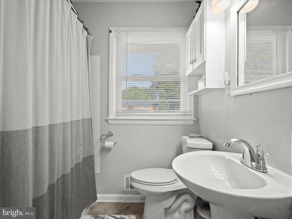 EAST COLUMBIA - Residential