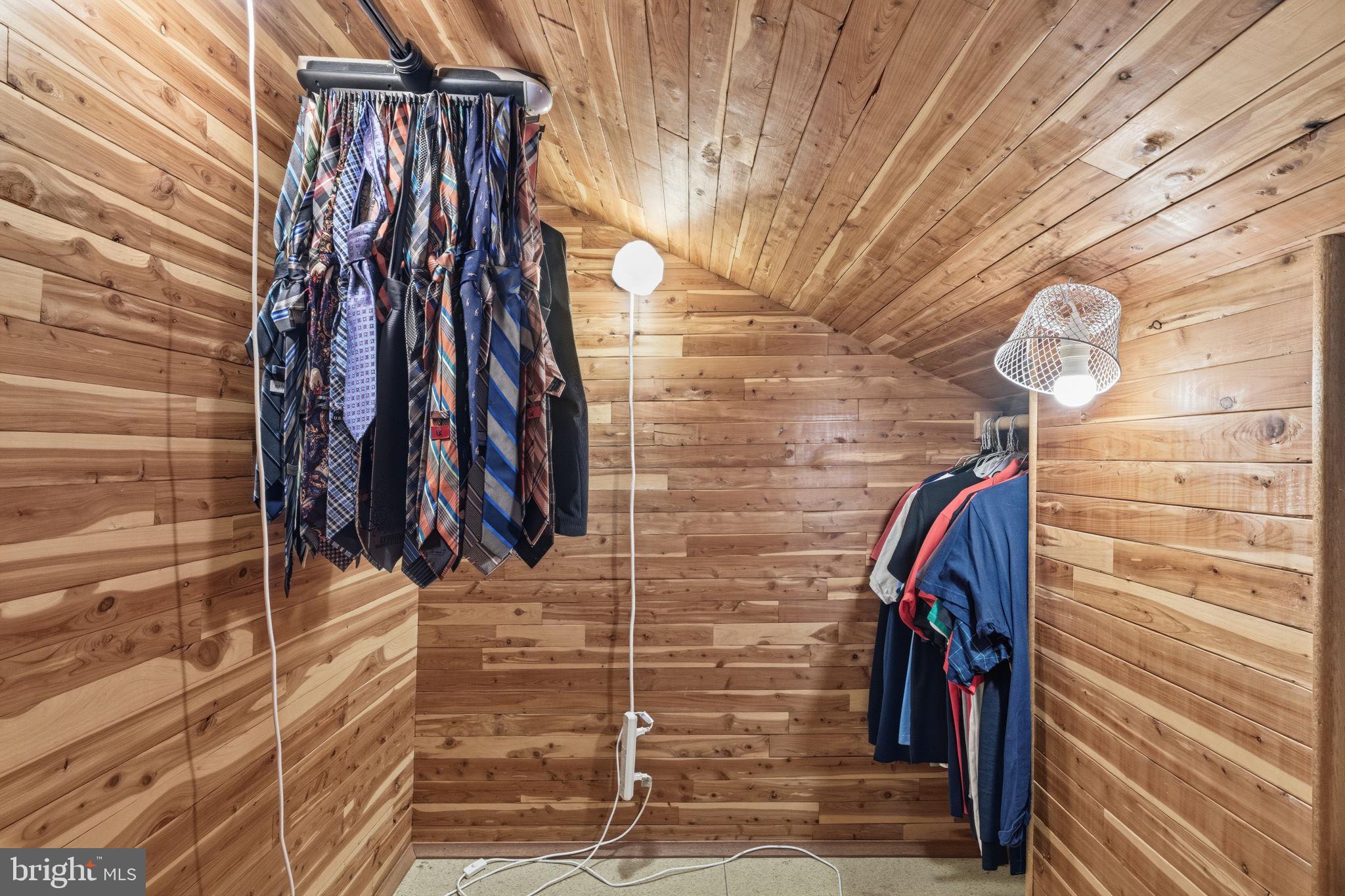 CORNWELL HGTS - Residential