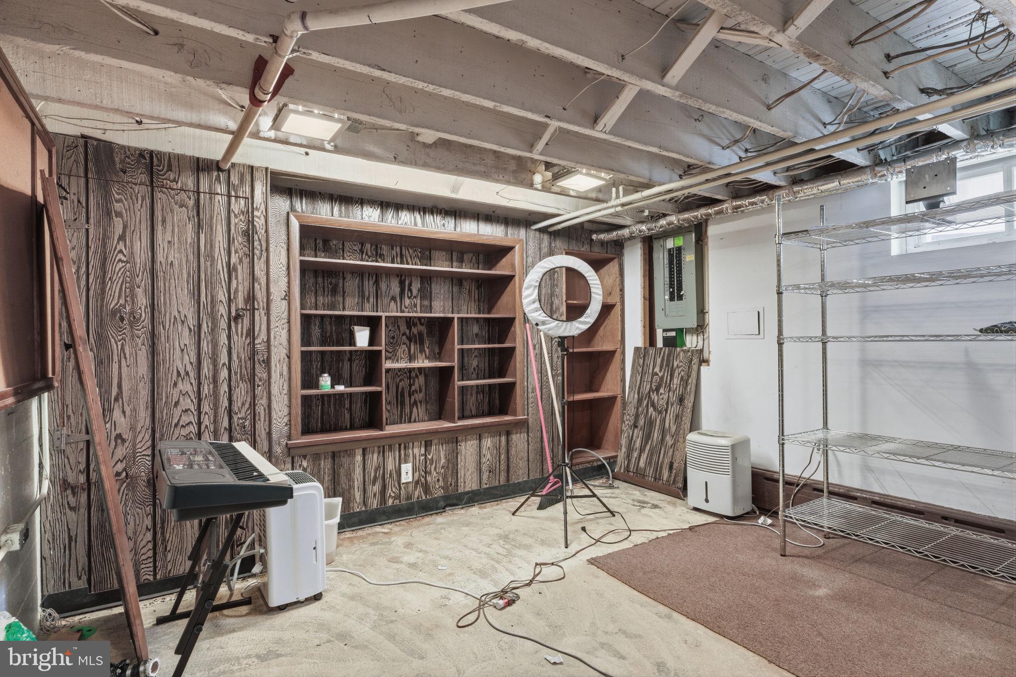 CORNWELL HGTS - Residential