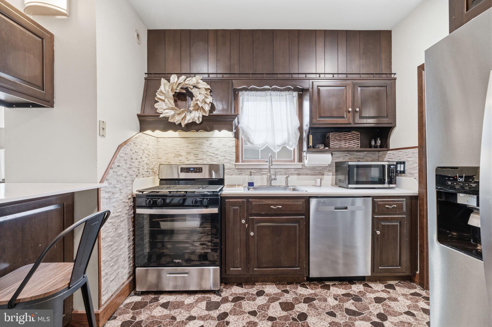 CORNWELL HGTS - Residential