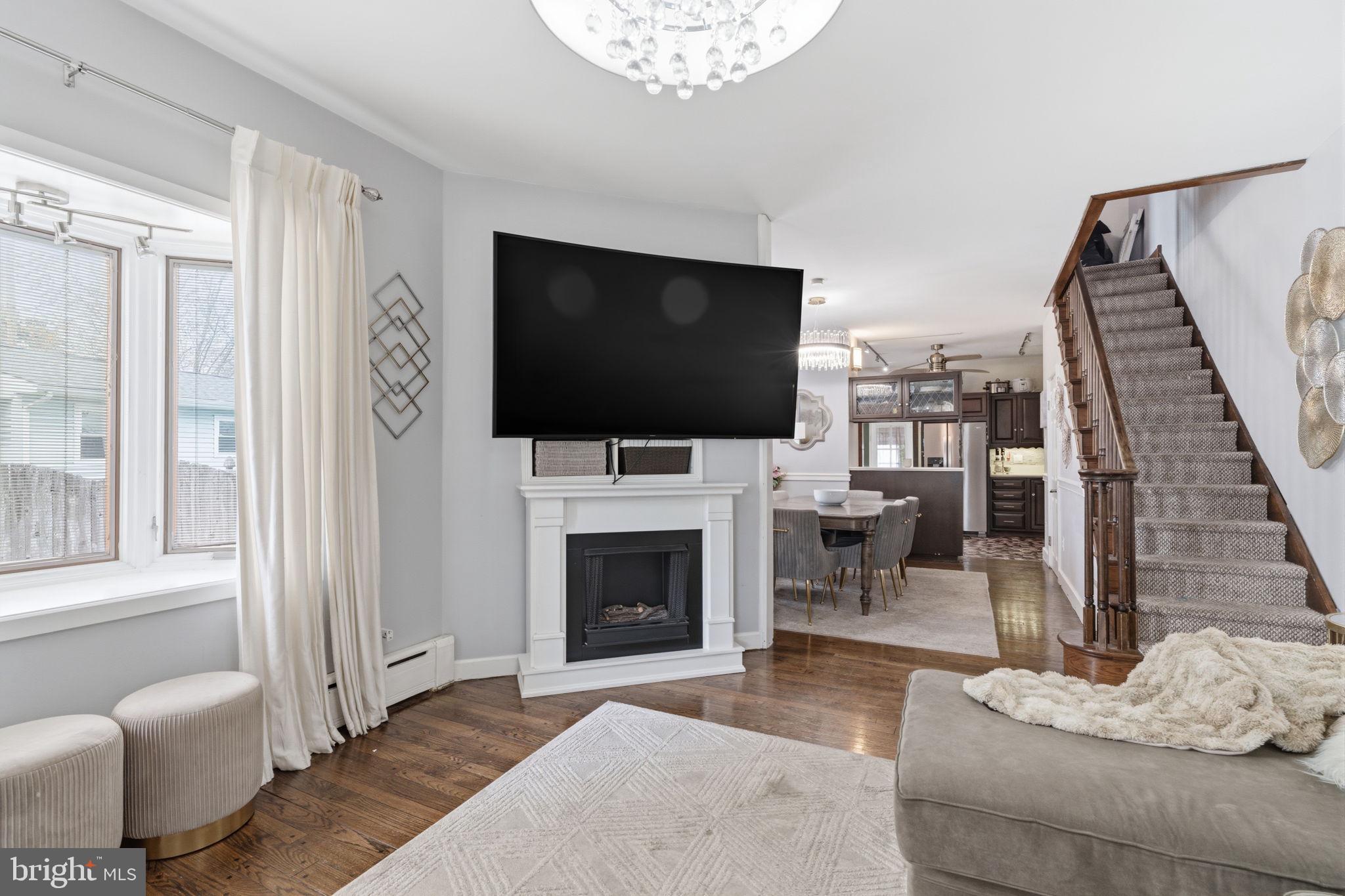 CORNWELL HGTS - Residential