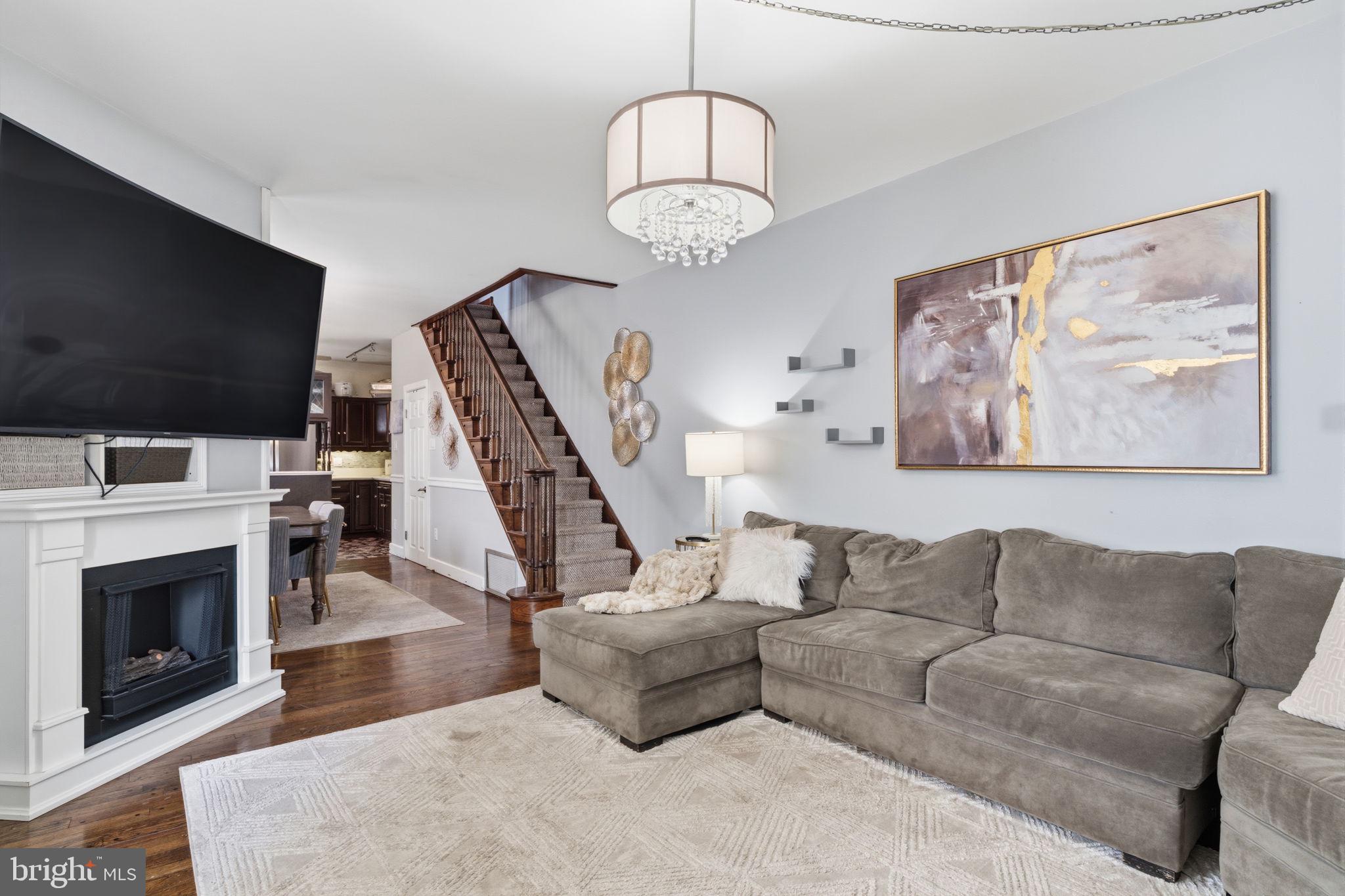 CORNWELL HGTS - Residential