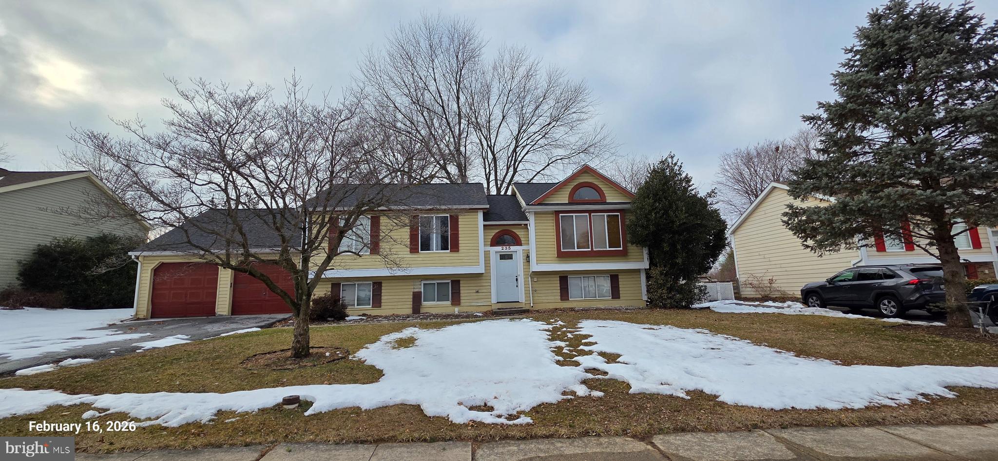 FOUNTAIN ROCK MANOR - Residential