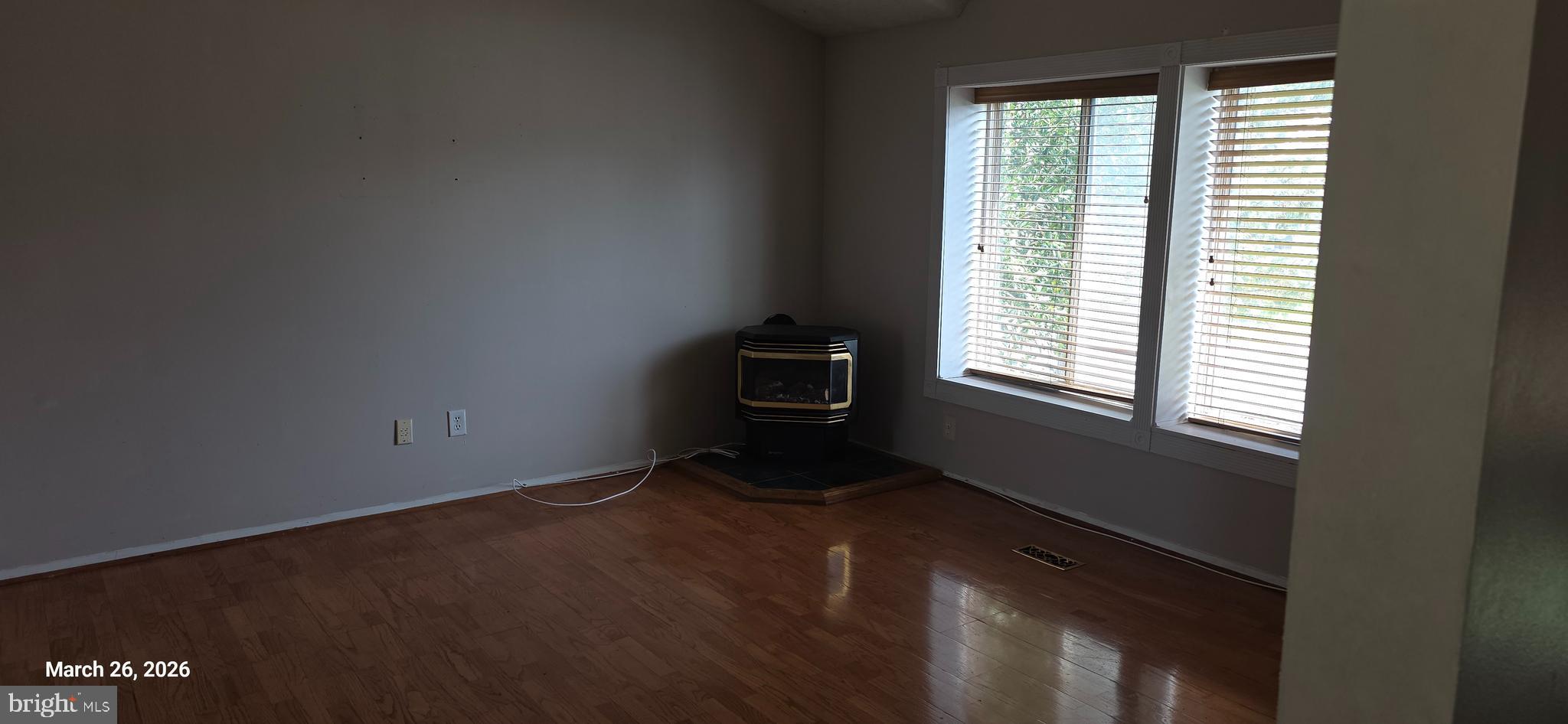 FOUNTAIN ROCK MANOR - Residential