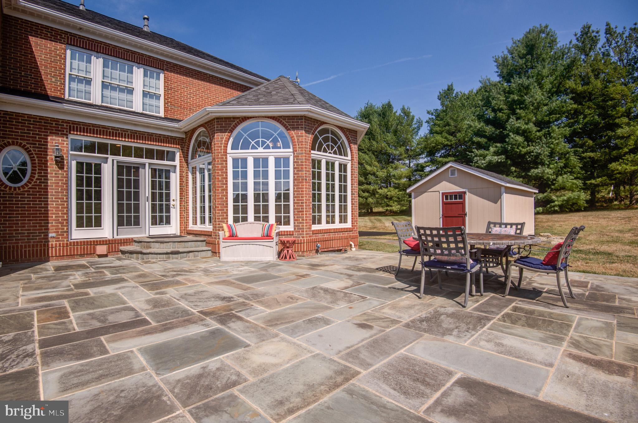 WOODBURN - Residential