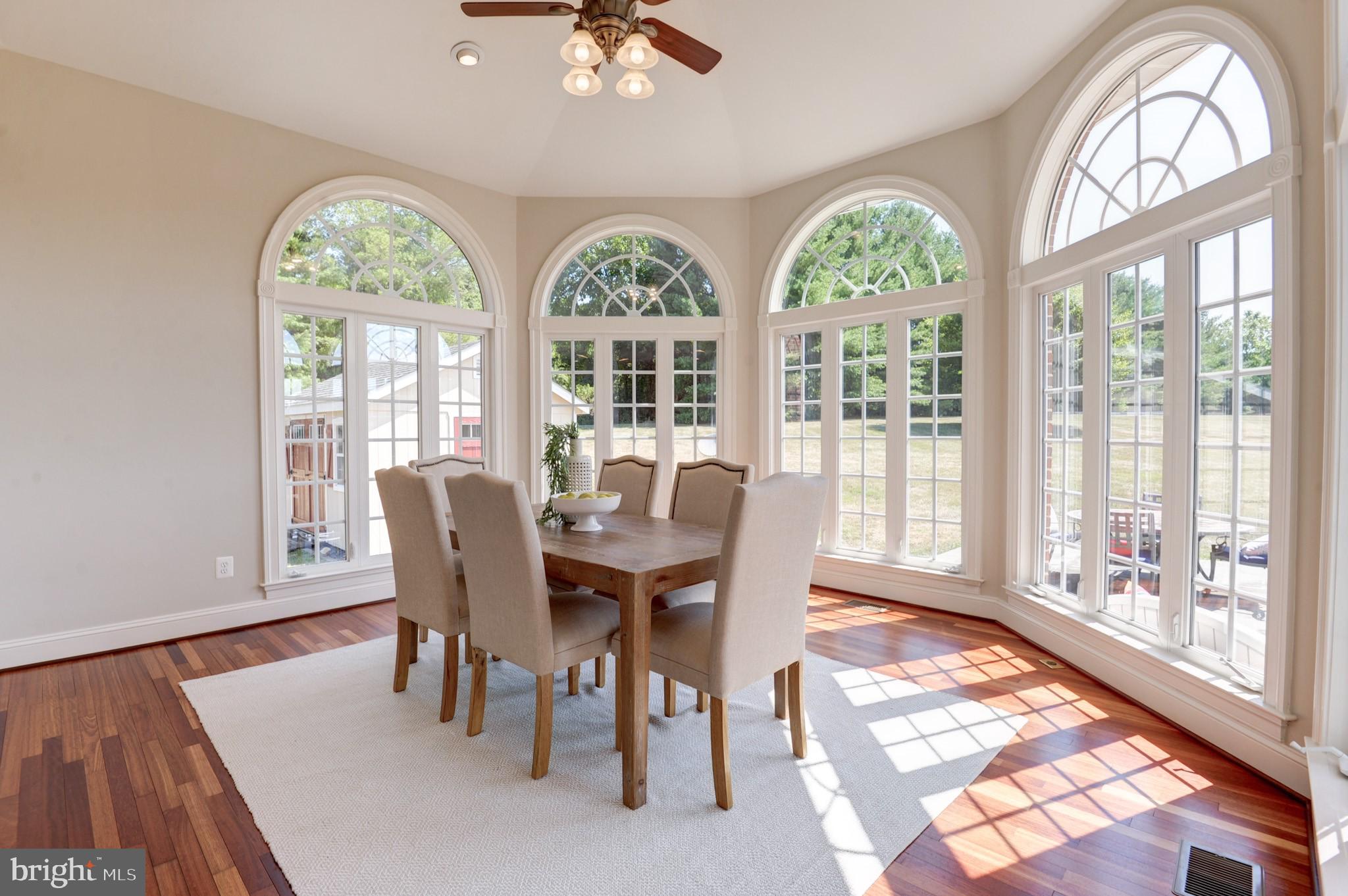 WOODBURN - Residential