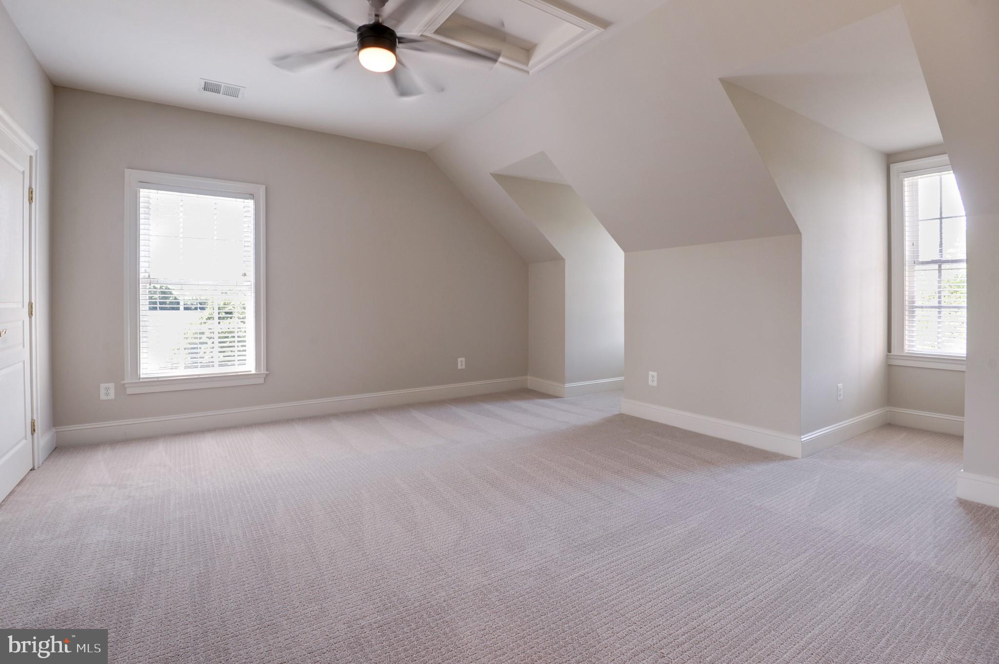 WOODBURN - Residential