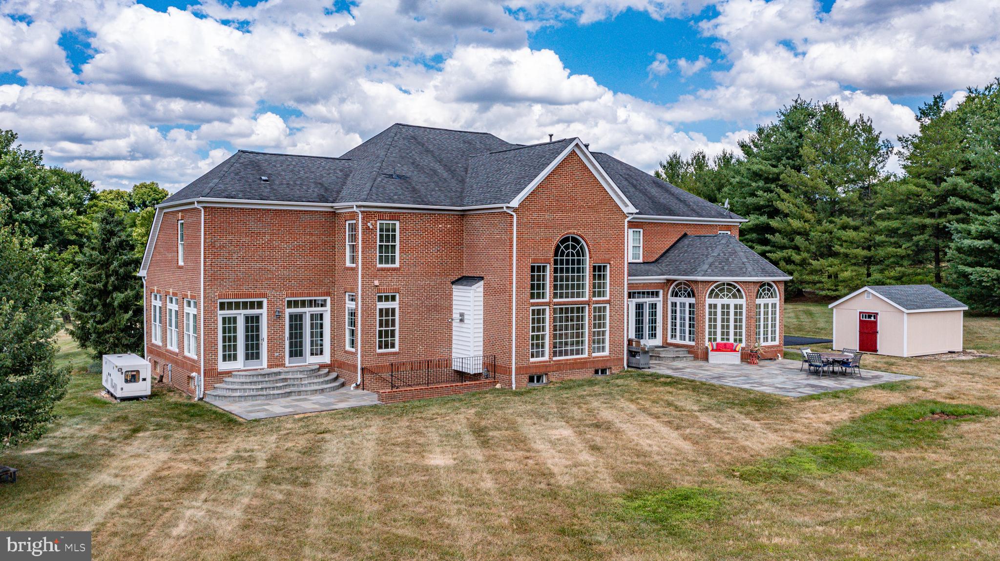 WOODBURN - Residential