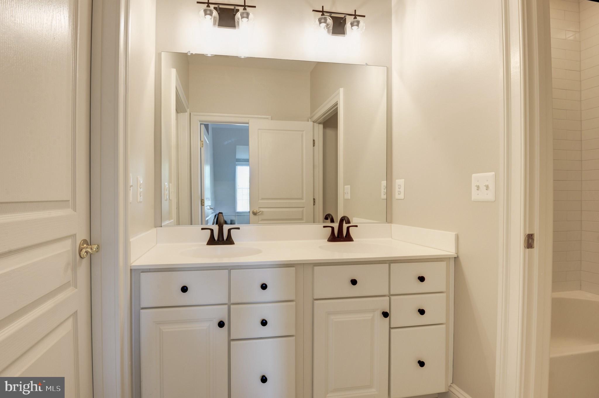 WOODBURN - Residential