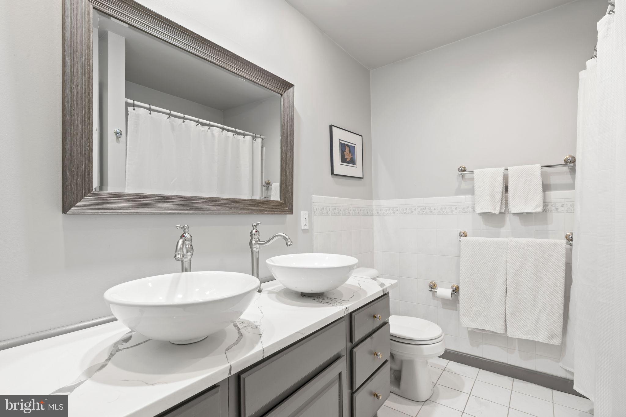 BELLA VISTA - Residential