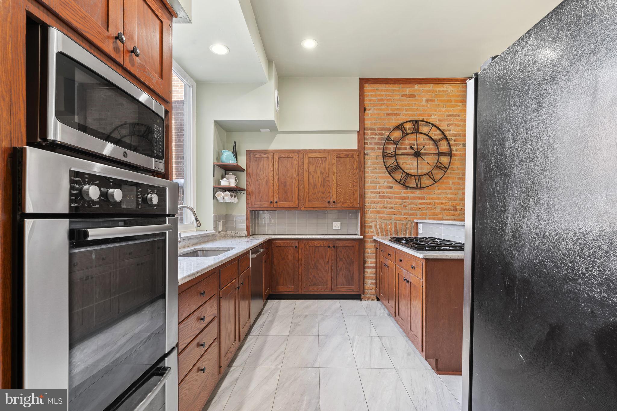 BELLA VISTA - Residential