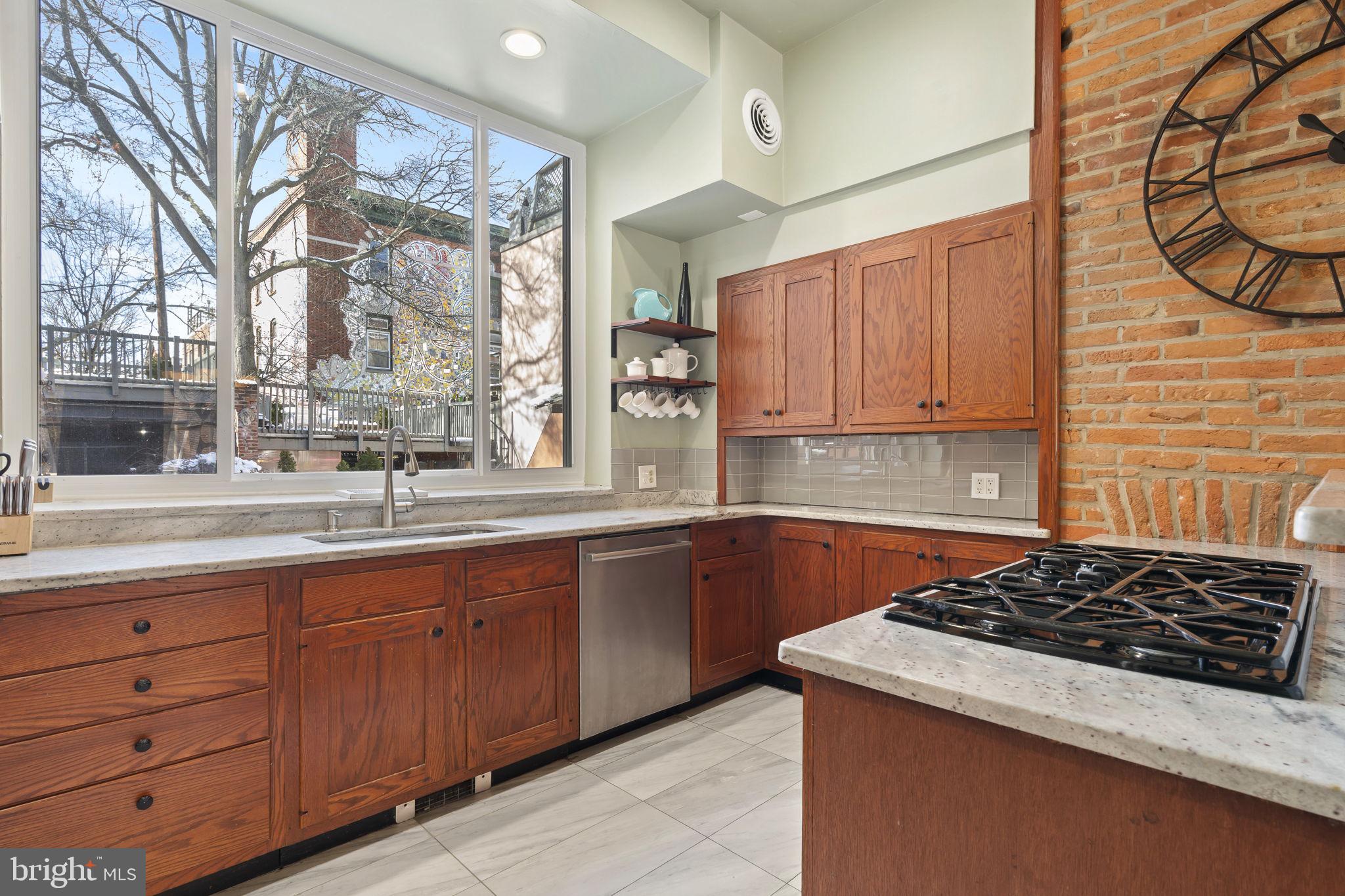 BELLA VISTA - Residential