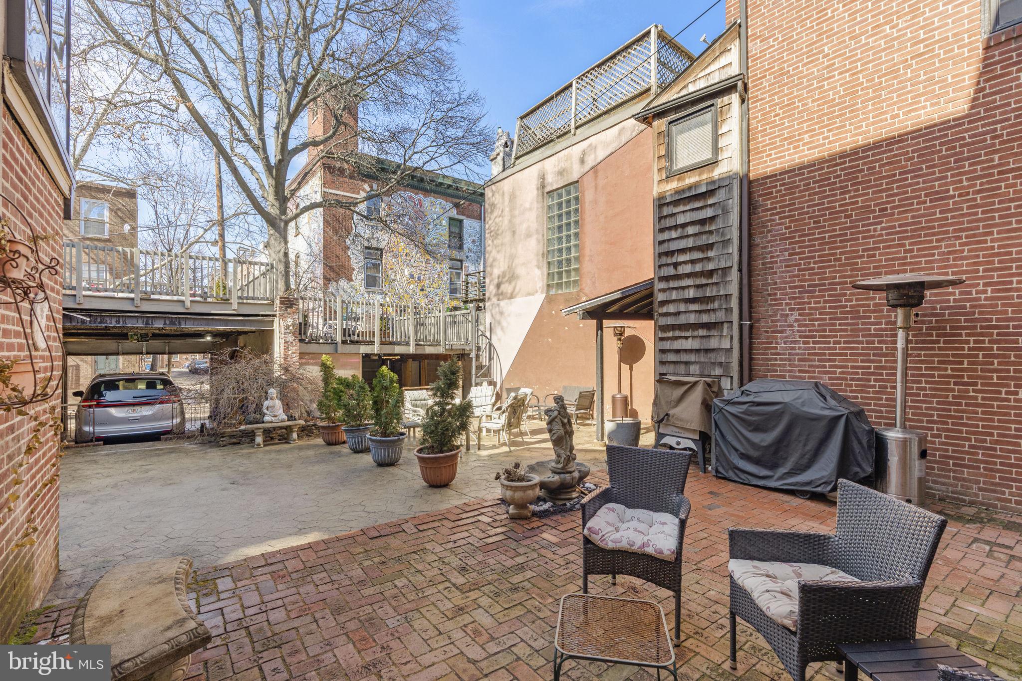 BELLA VISTA - Residential