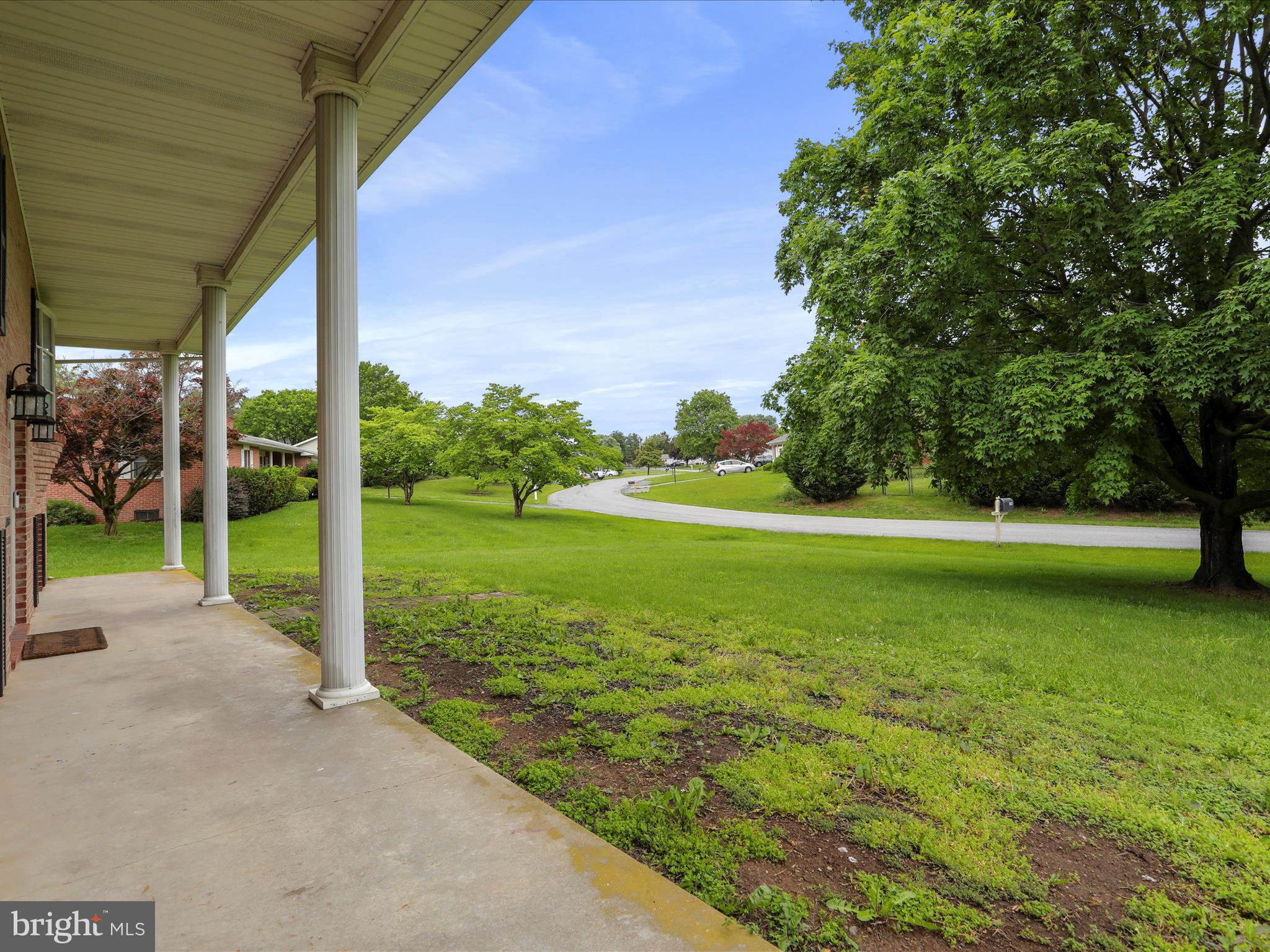 MOUNTAIN VIEW ACRES - Residential