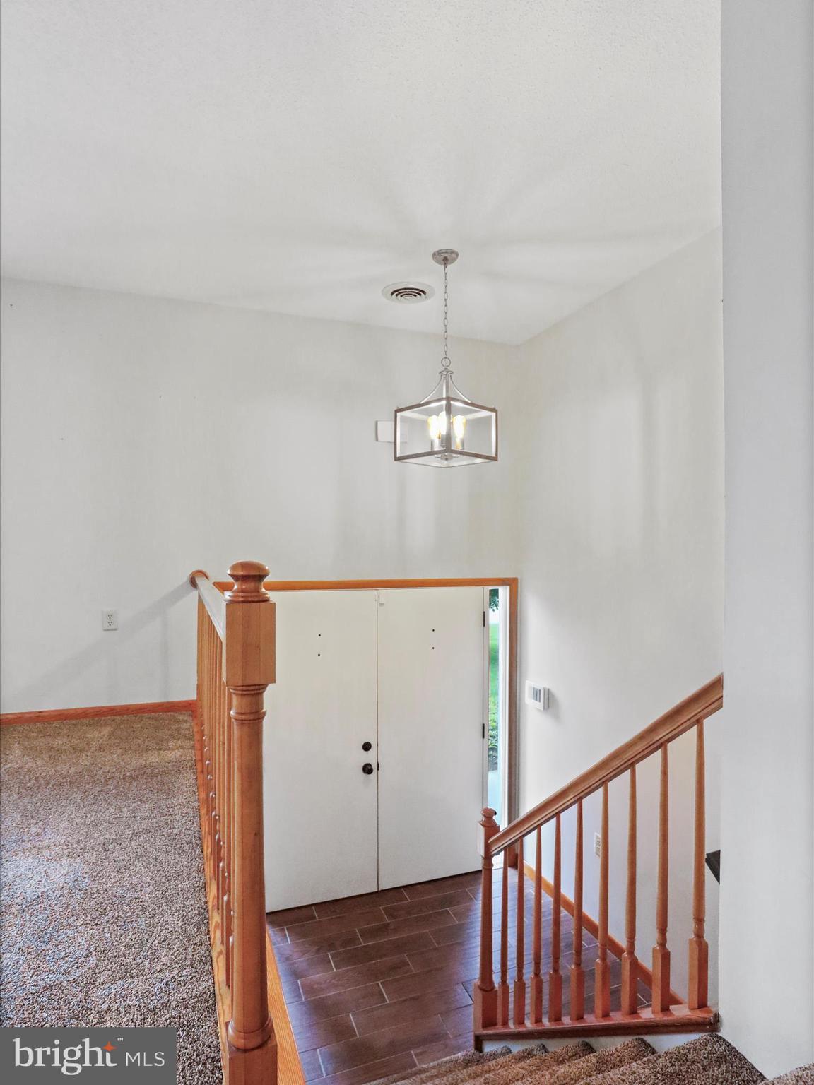 MOUNTAIN VIEW ACRES - Residential