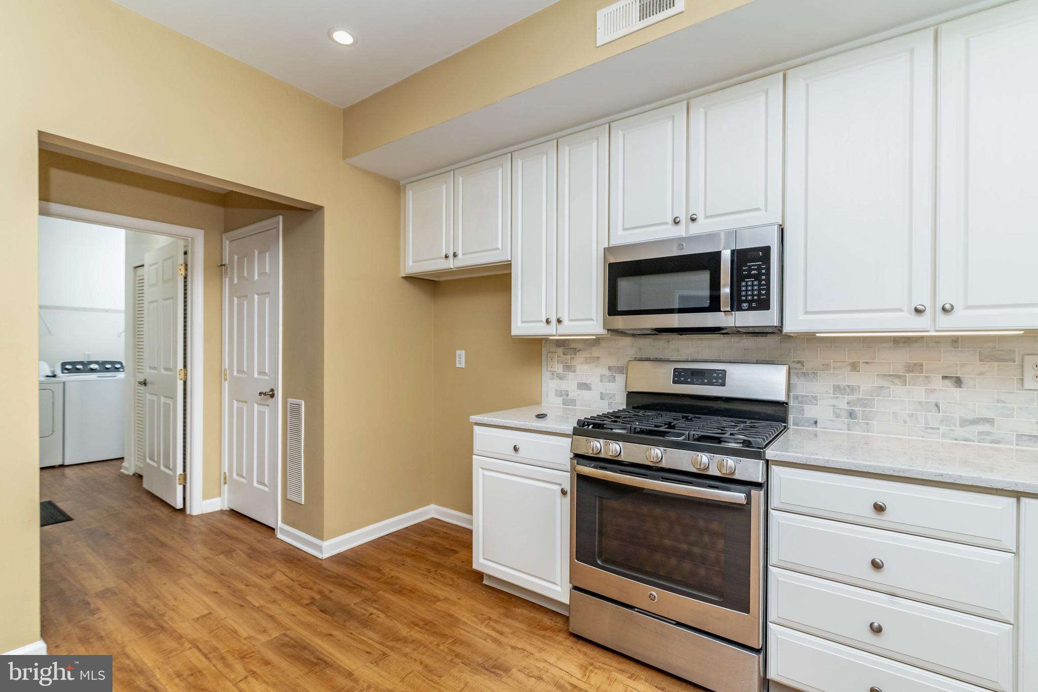 GOLFVIEW - Residential