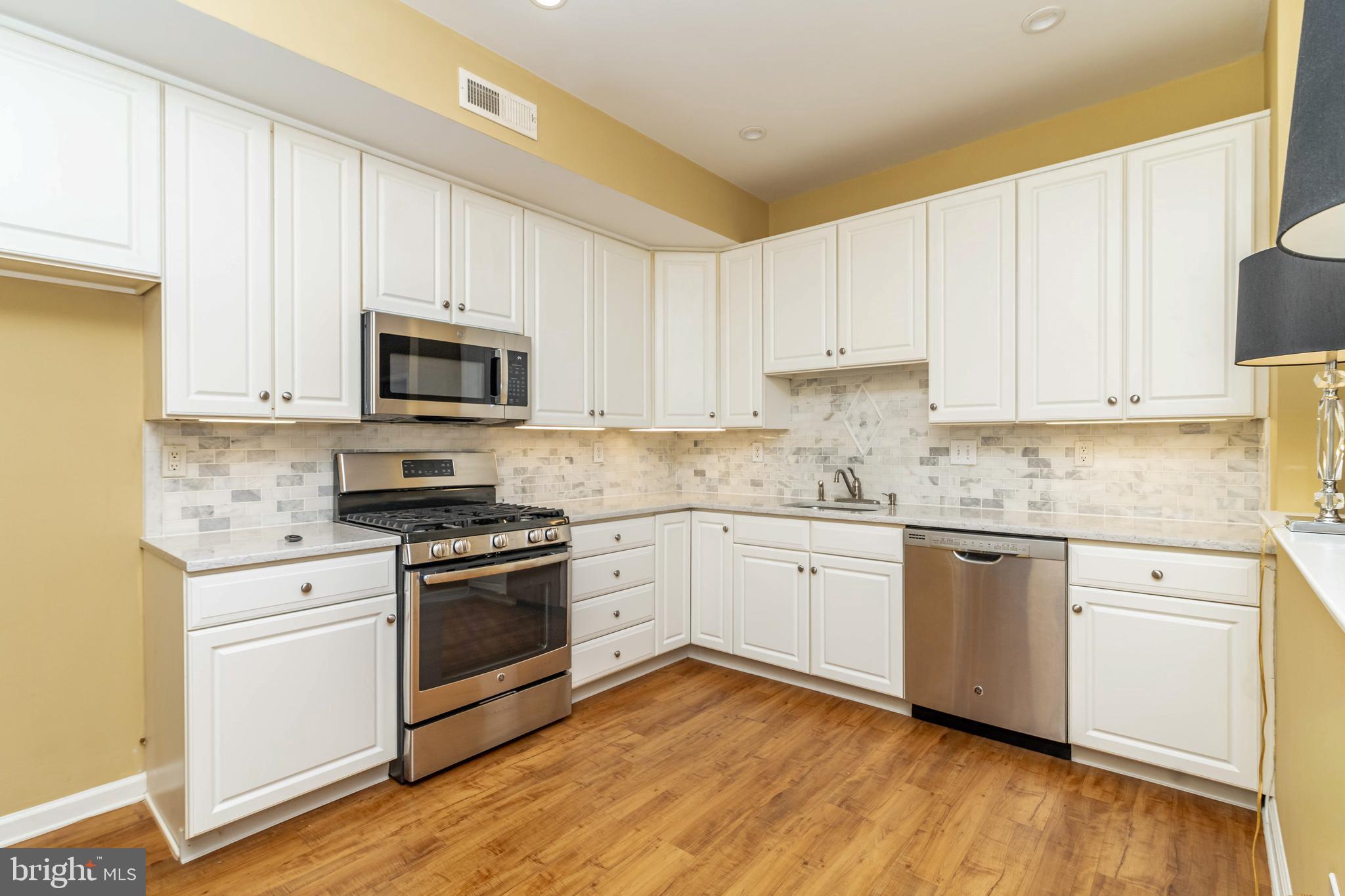 GOLFVIEW - Residential