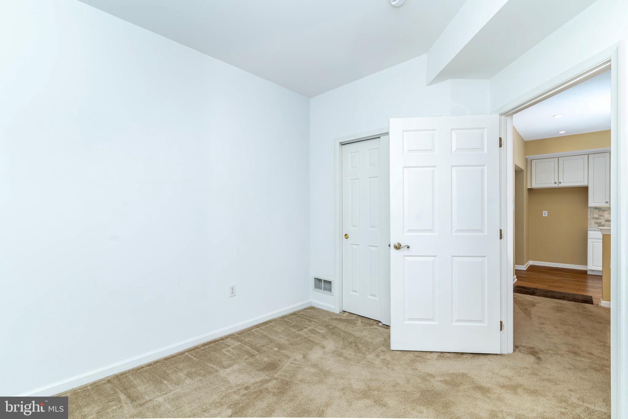 GOLFVIEW - Residential