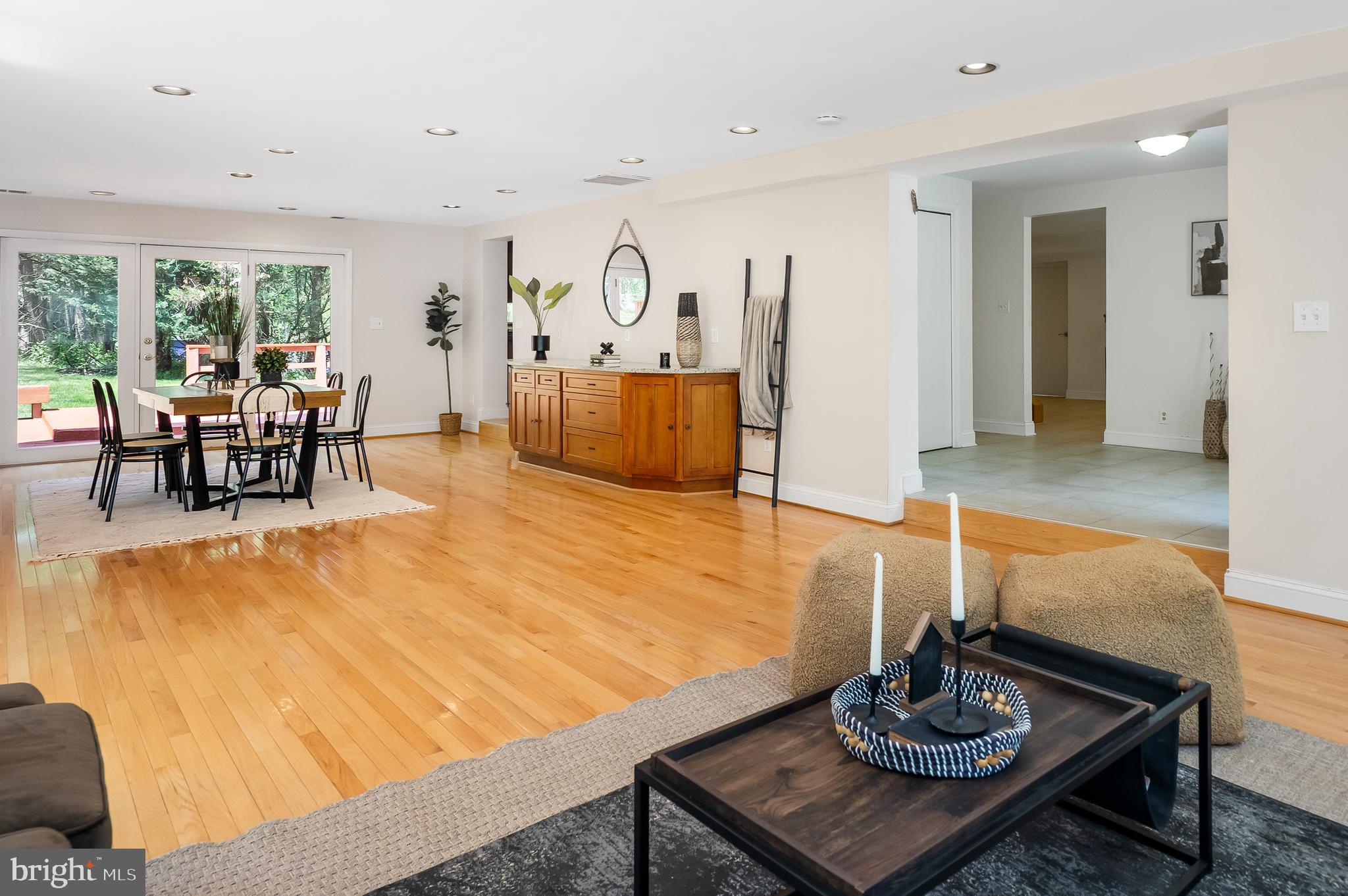 VELVET VALLEY - Residential