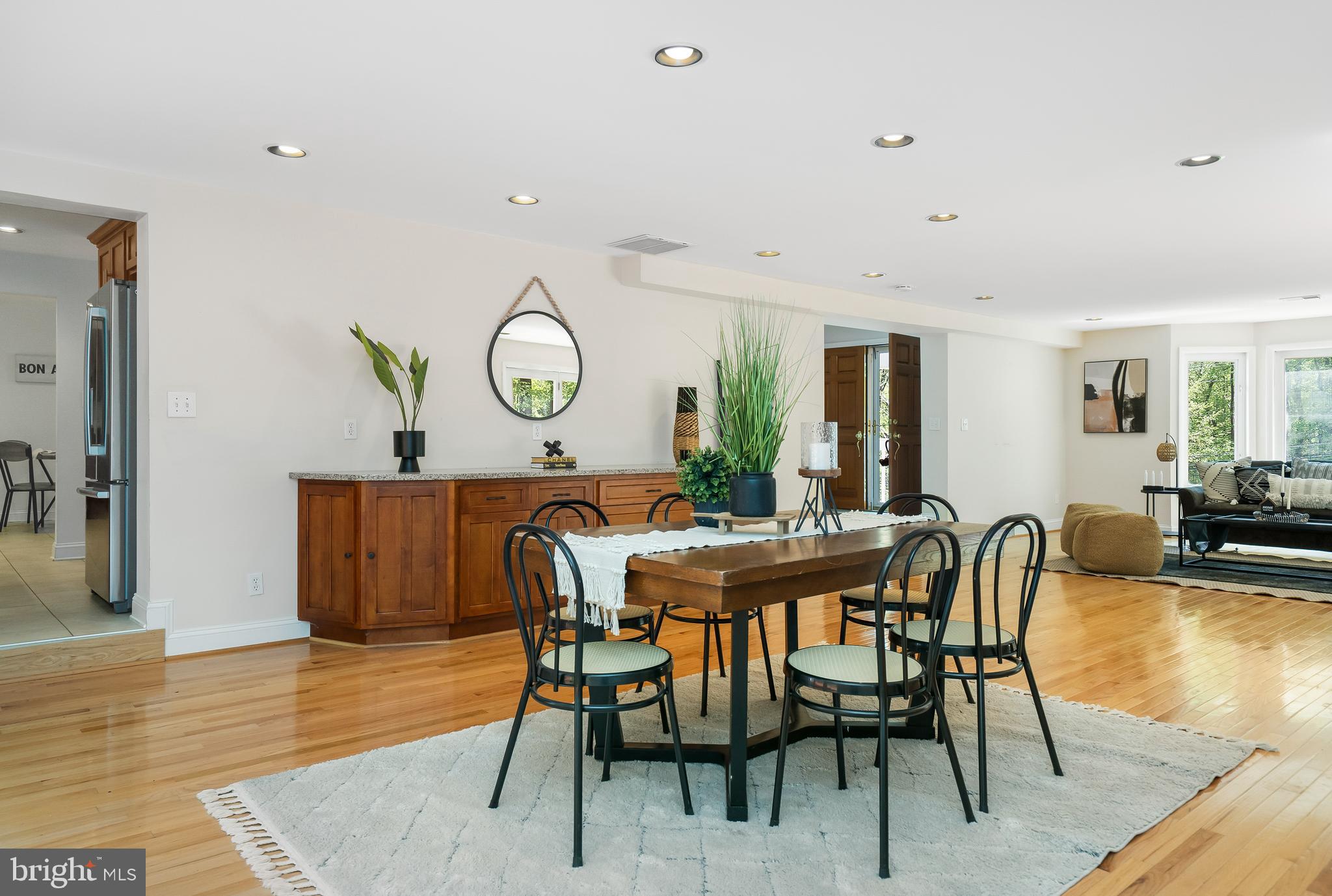 VELVET VALLEY - Residential