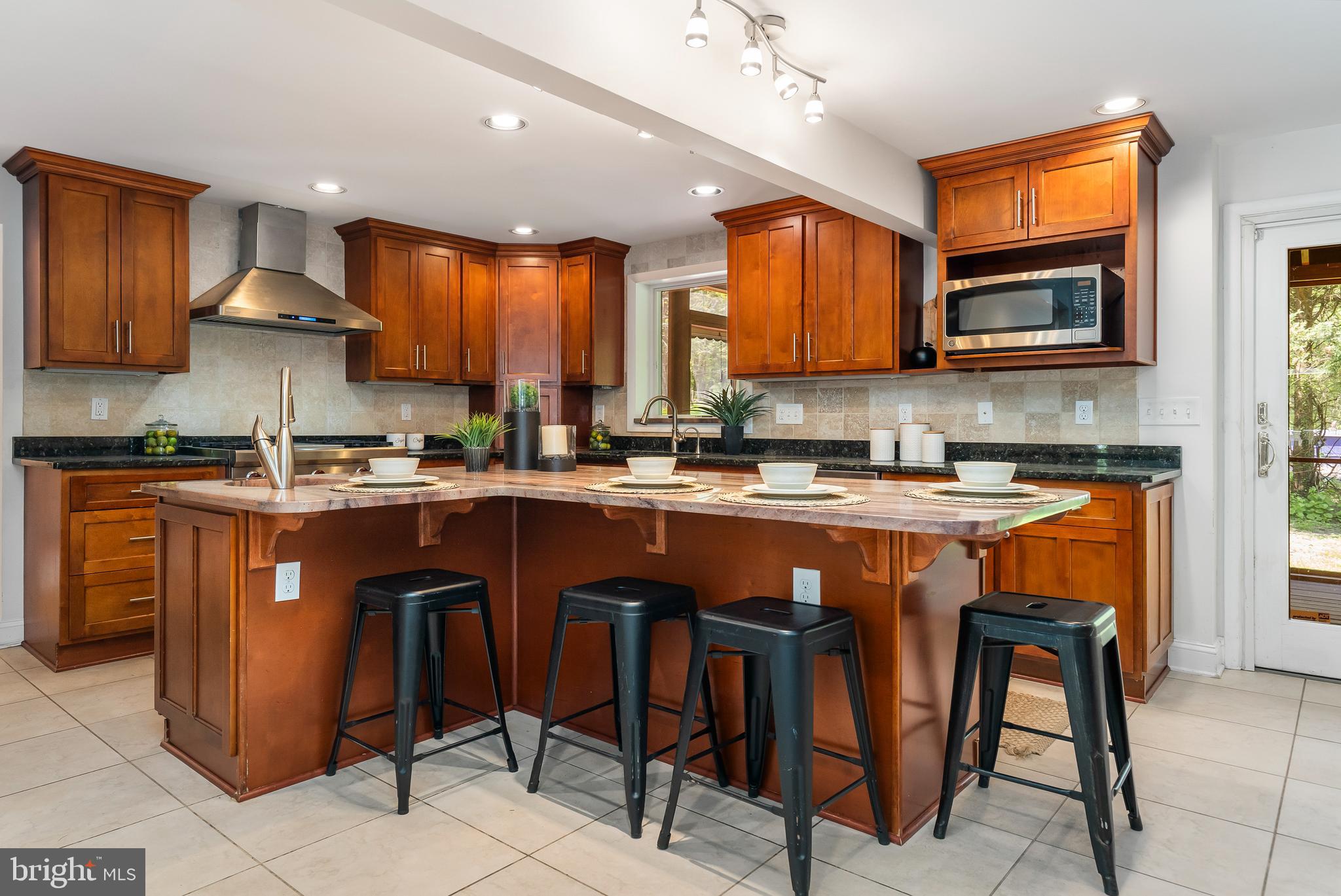 VELVET VALLEY - Residential