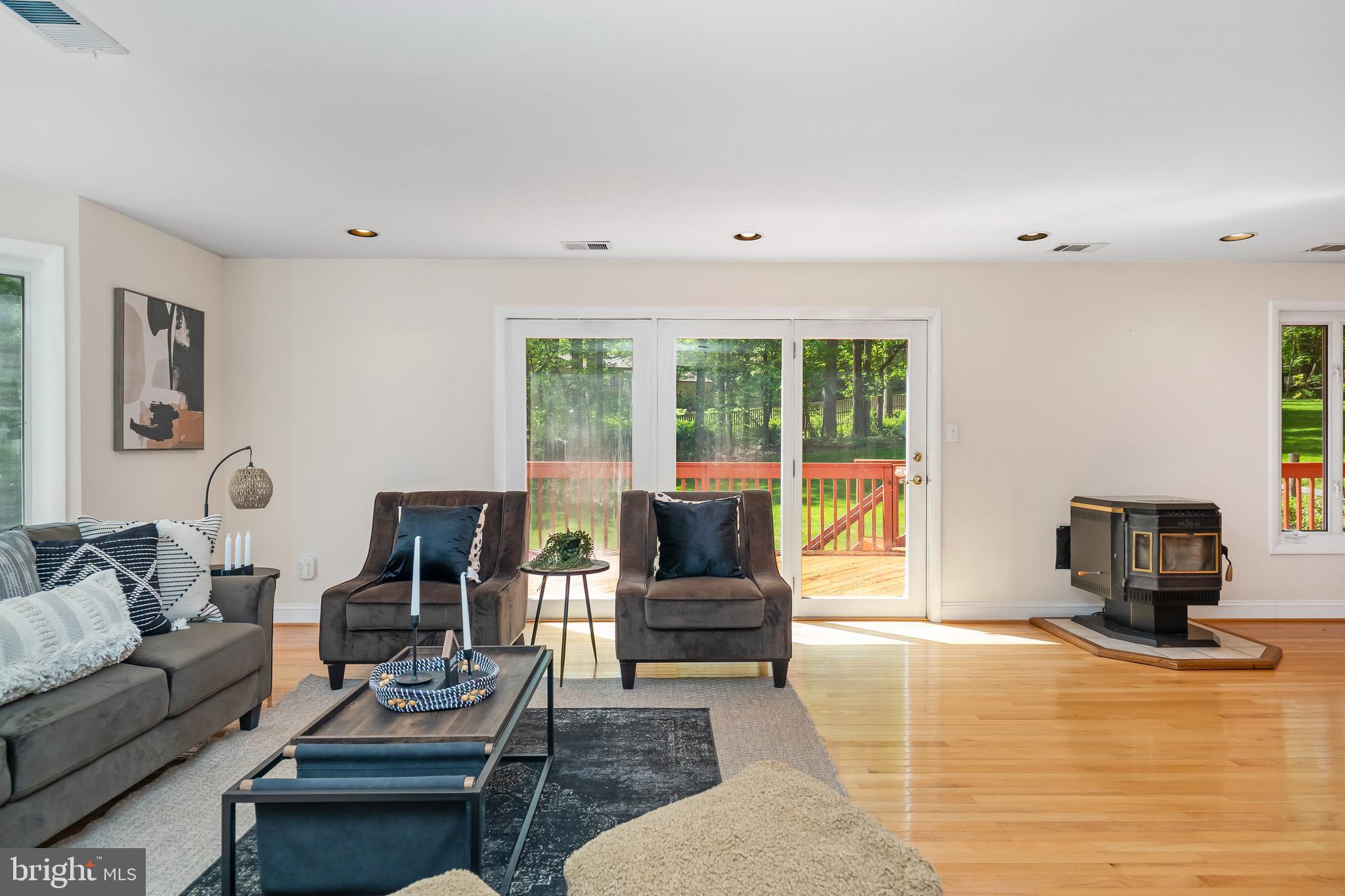 VELVET VALLEY - Residential