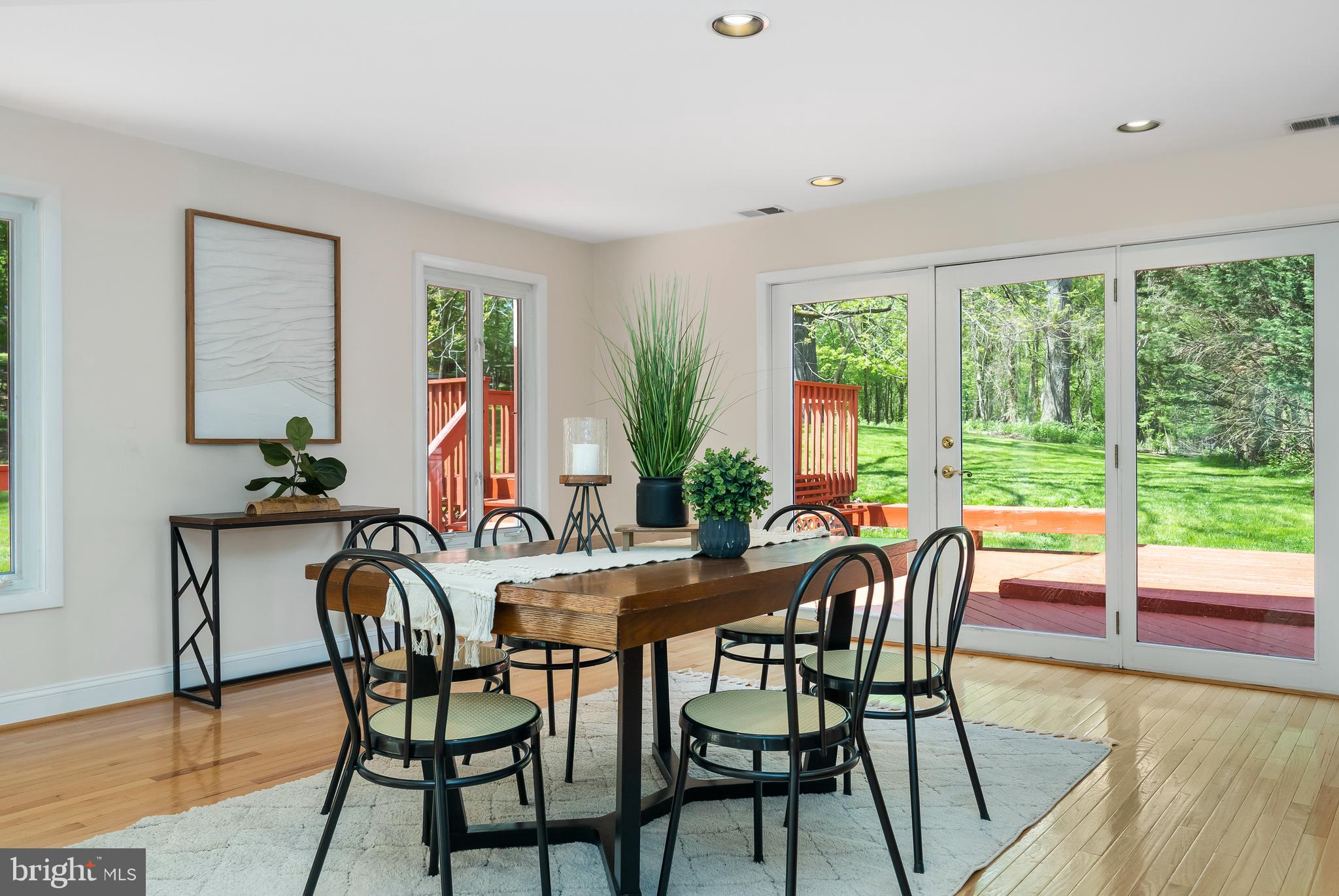 VELVET VALLEY - Residential