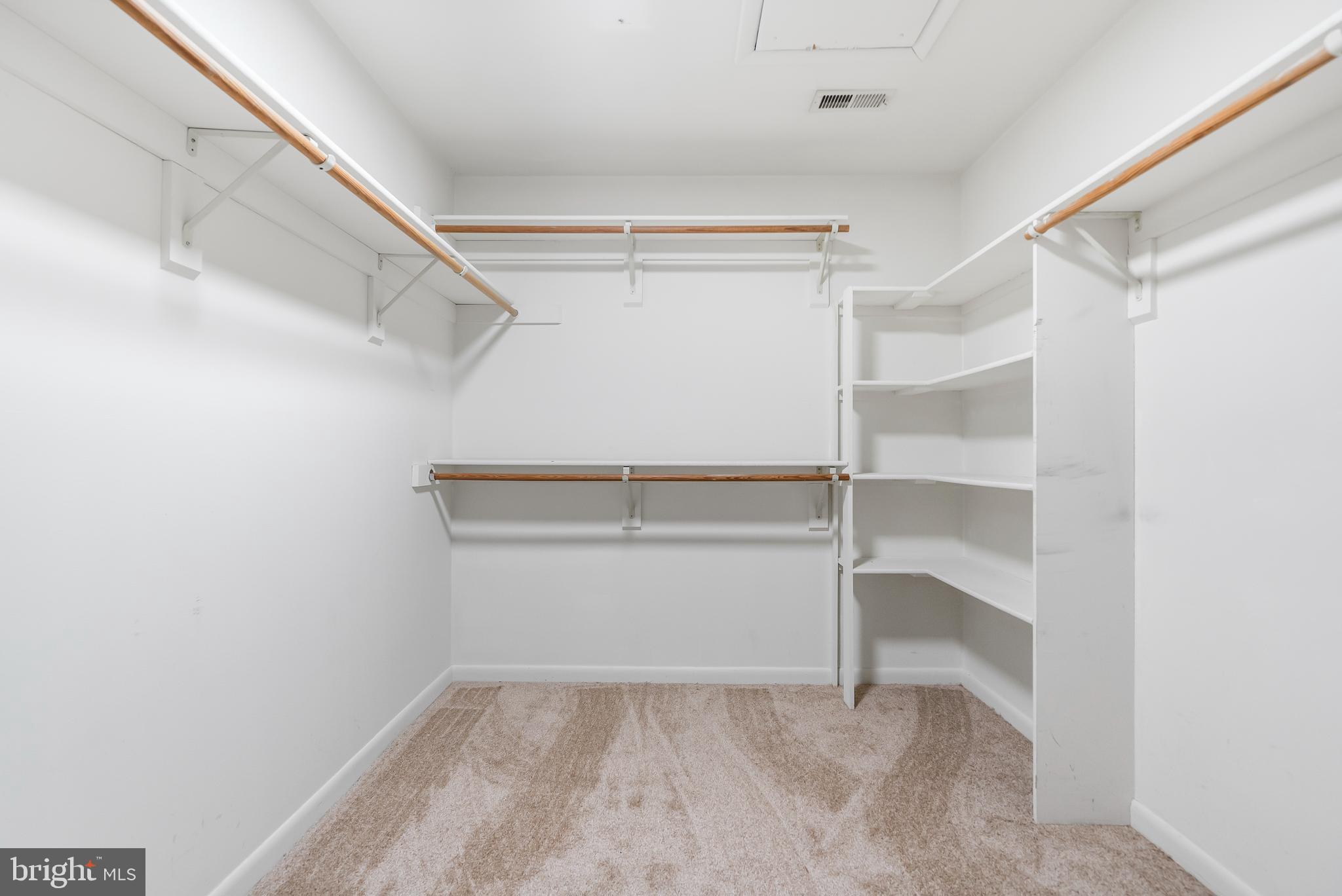 VELVET VALLEY - Residential