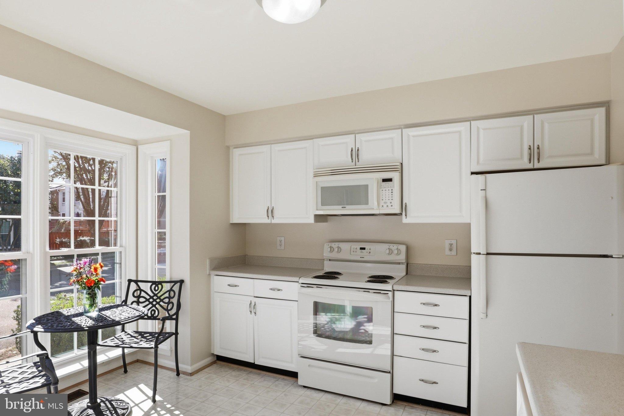 6552 BERMUDA GREEN COURT