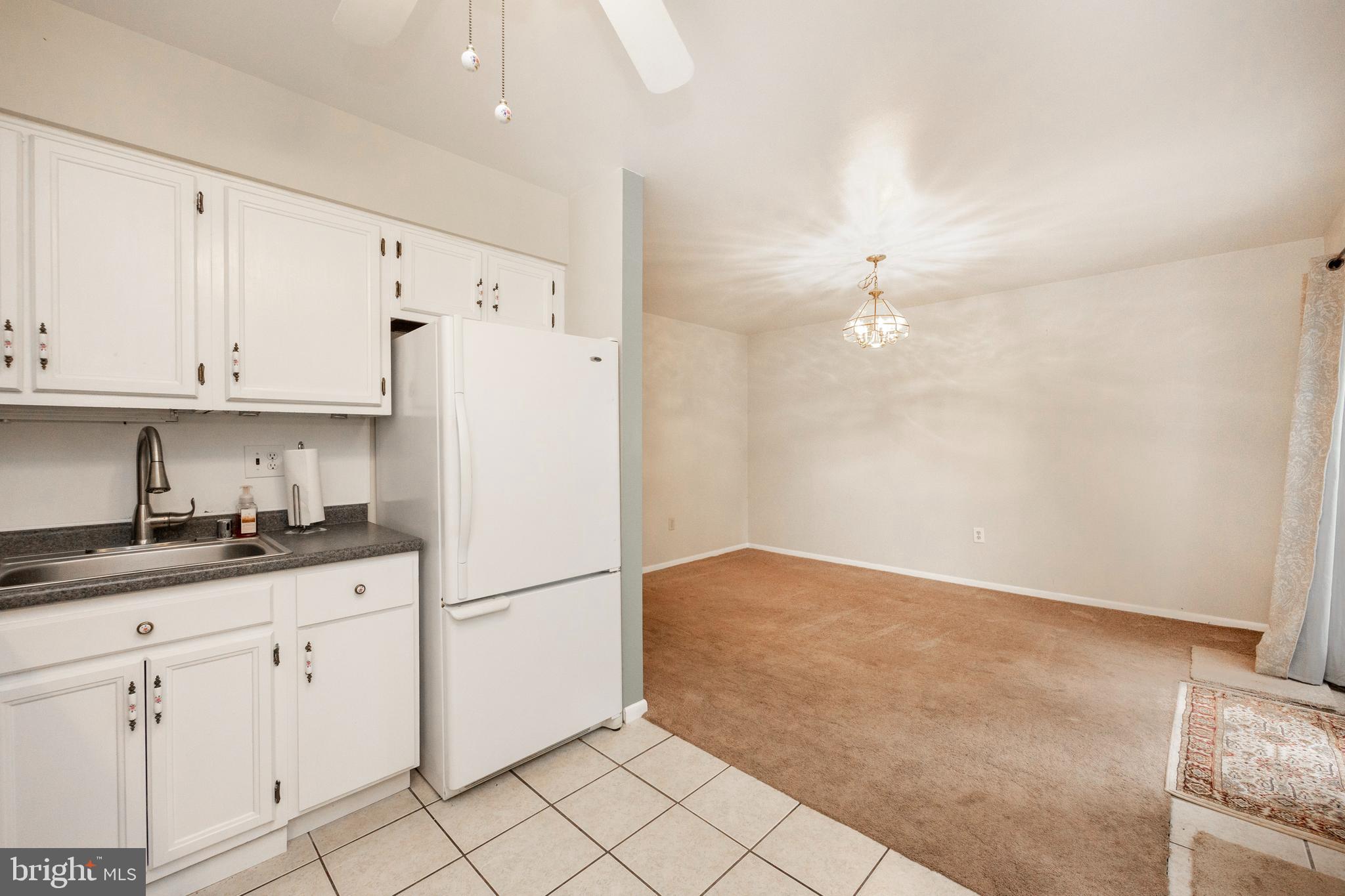 MAPLE HILL - Residential