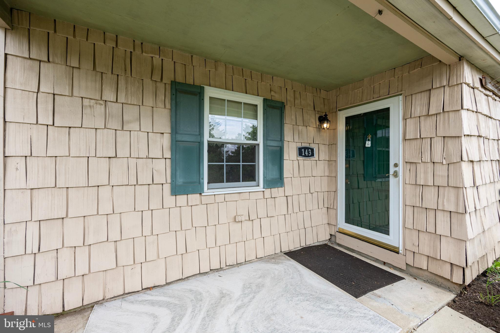 MAPLE HILL - Residential