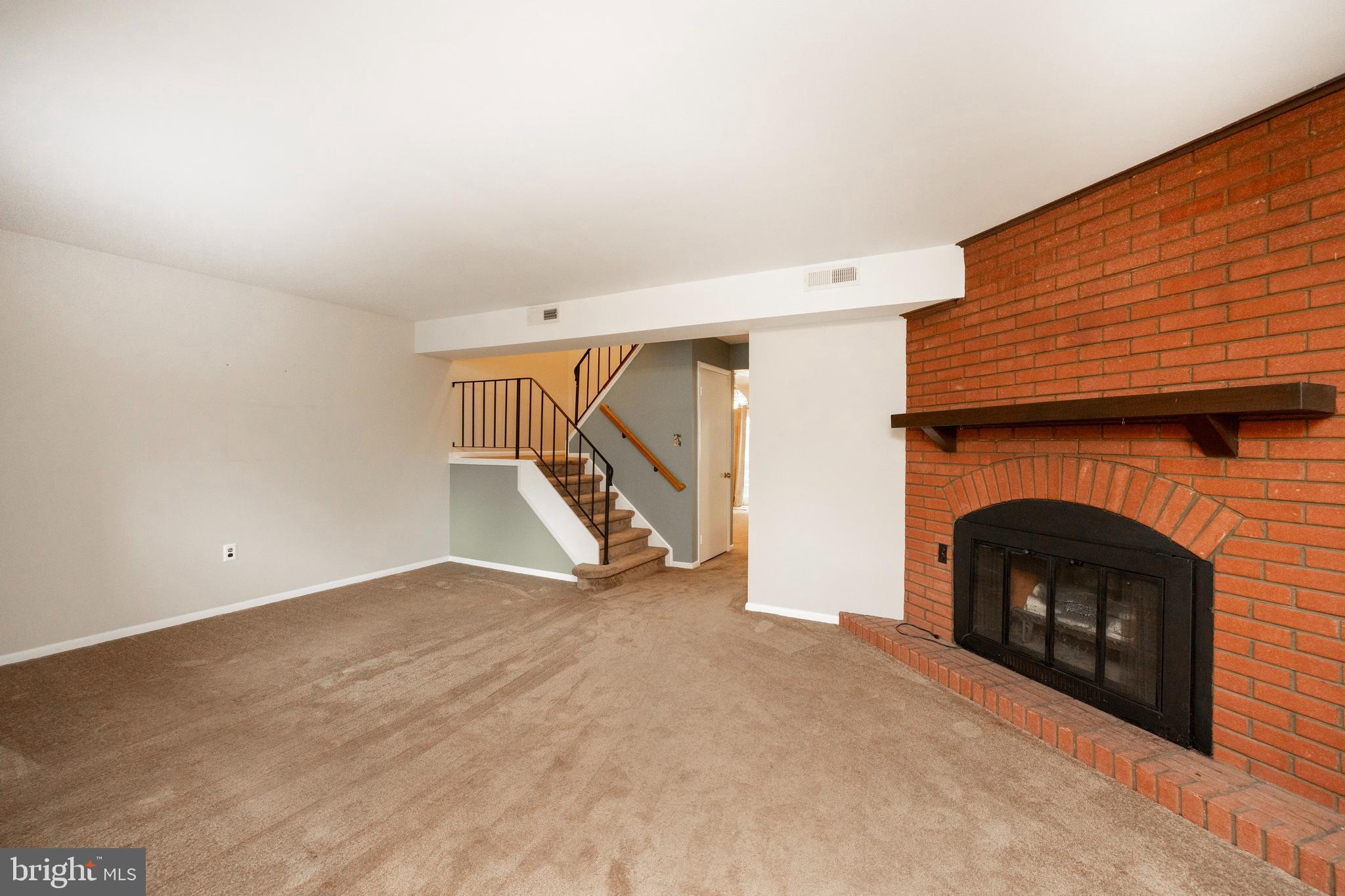 MAPLE HILL - Residential