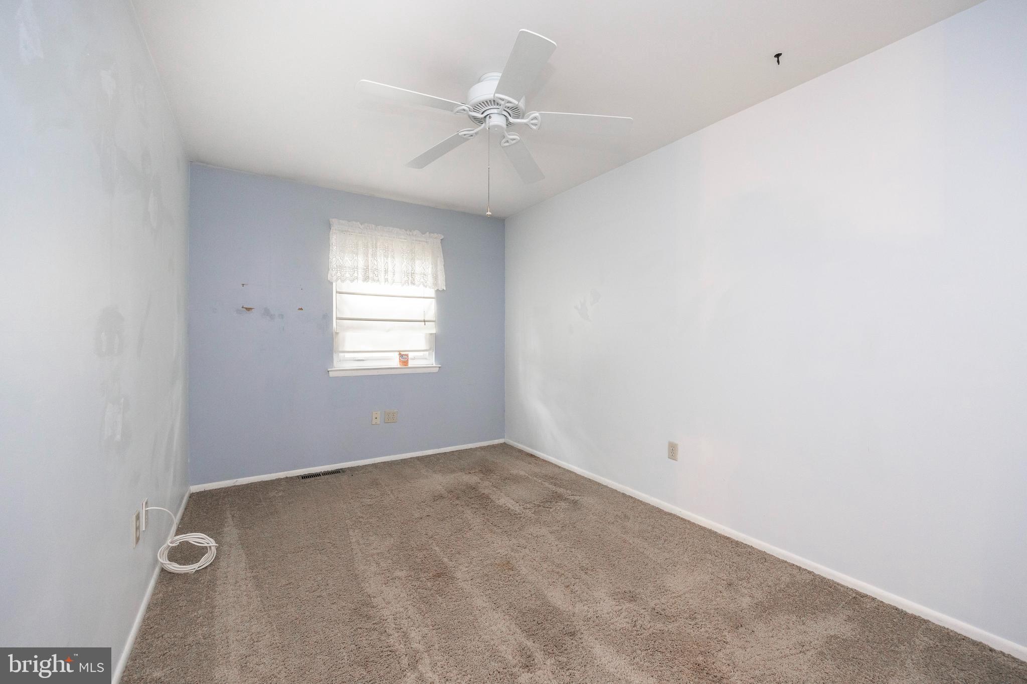 MAPLE HILL - Residential