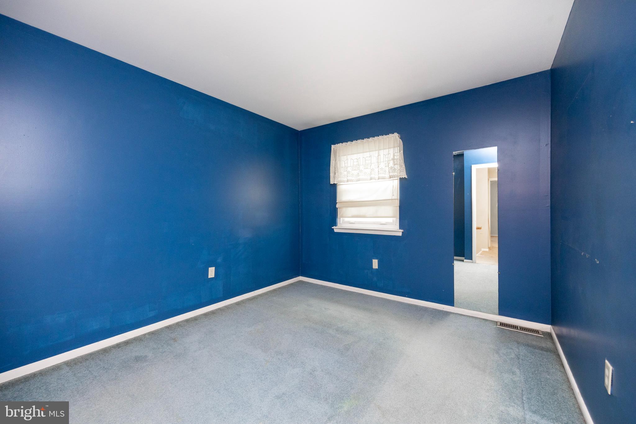 MAPLE HILL - Residential