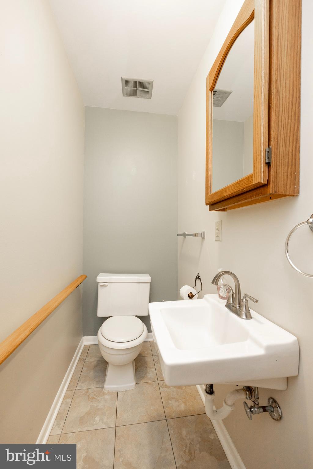 MAPLE HILL - Residential