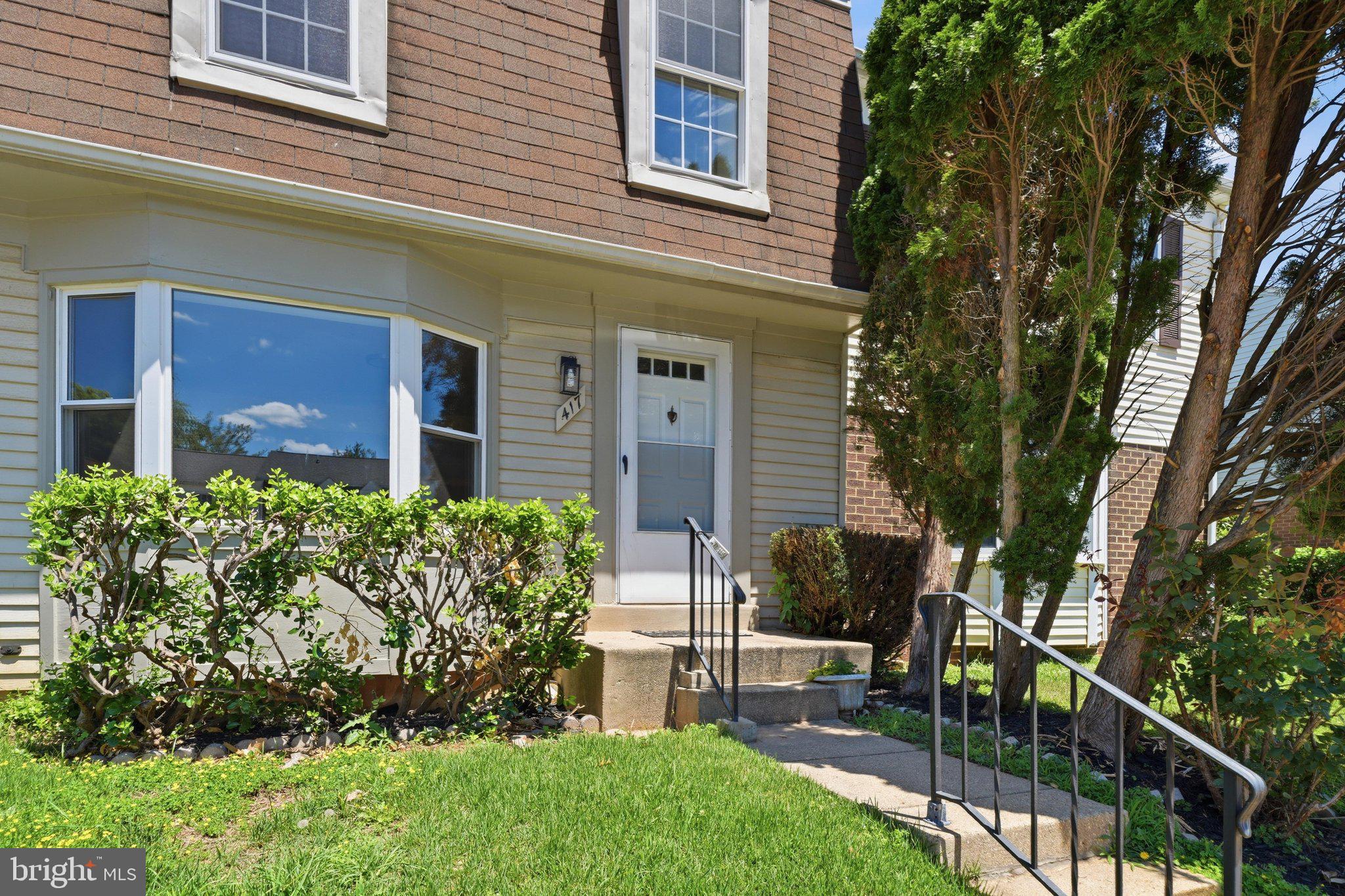 417 STERNWHEELER COURT